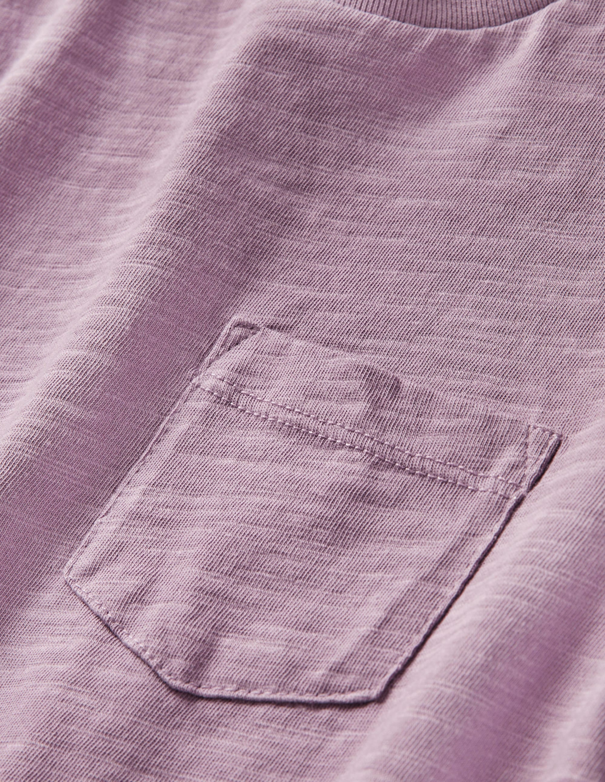 Vorgewaschenes Flammgarn-T-Shirt mit Stückfärbung-Zartes Heideviolett - Image 3