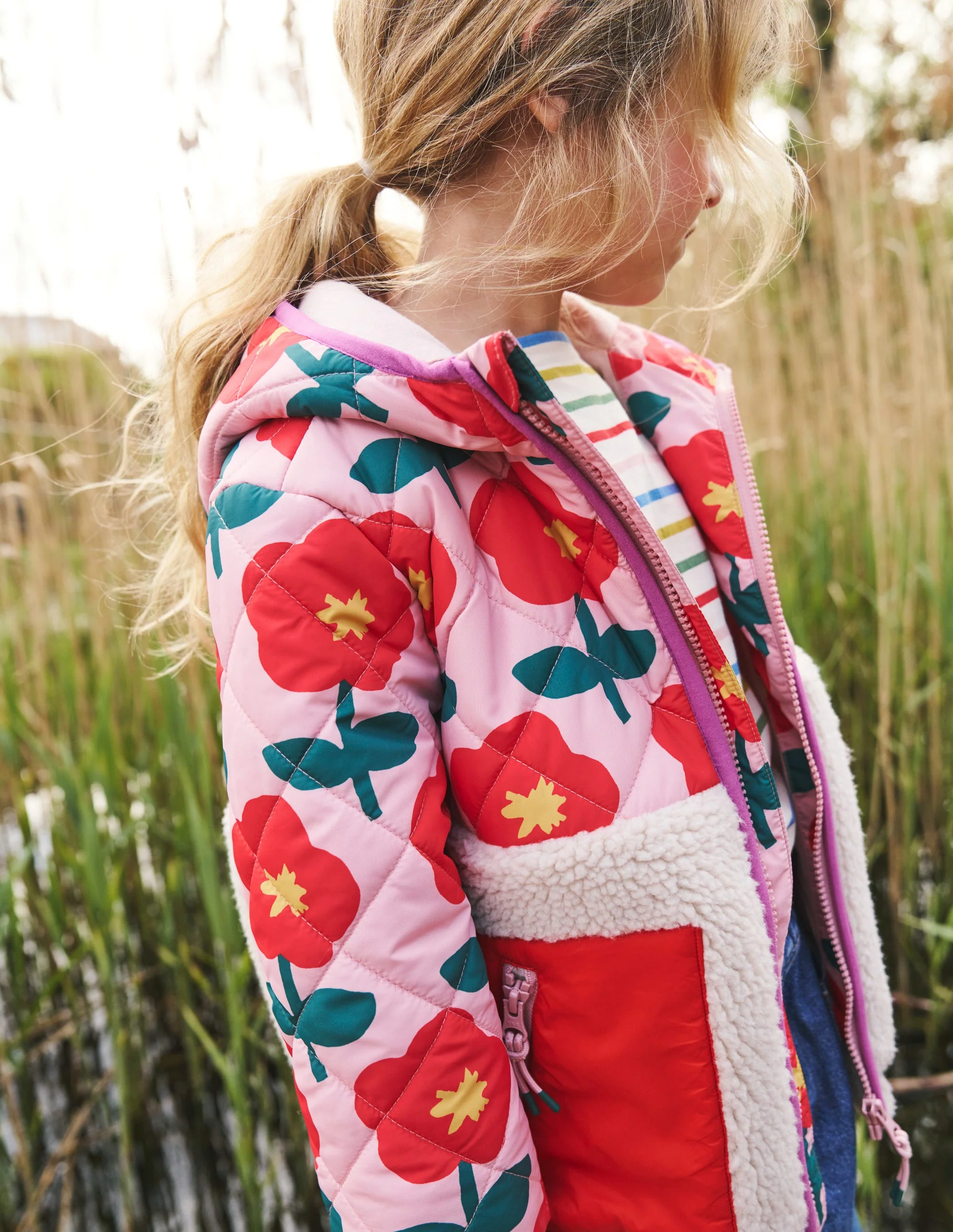 Annabelle Jacke mit Teddyfell-Mix-Vintage-Rosa Cutout Blume - Image 2