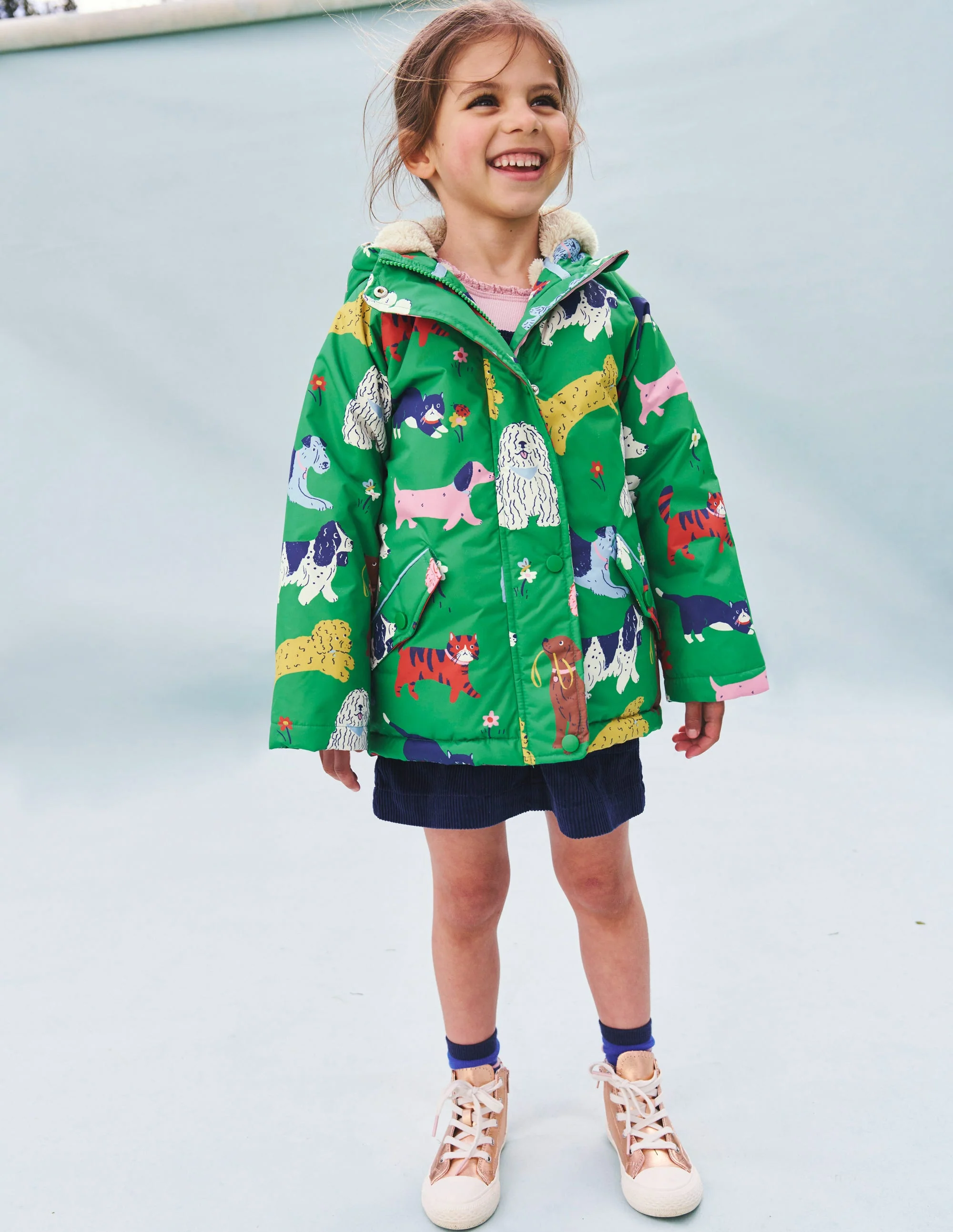 Anorak mit Sherpa-Futter-Grün Park Spielende Tiere - Image 6