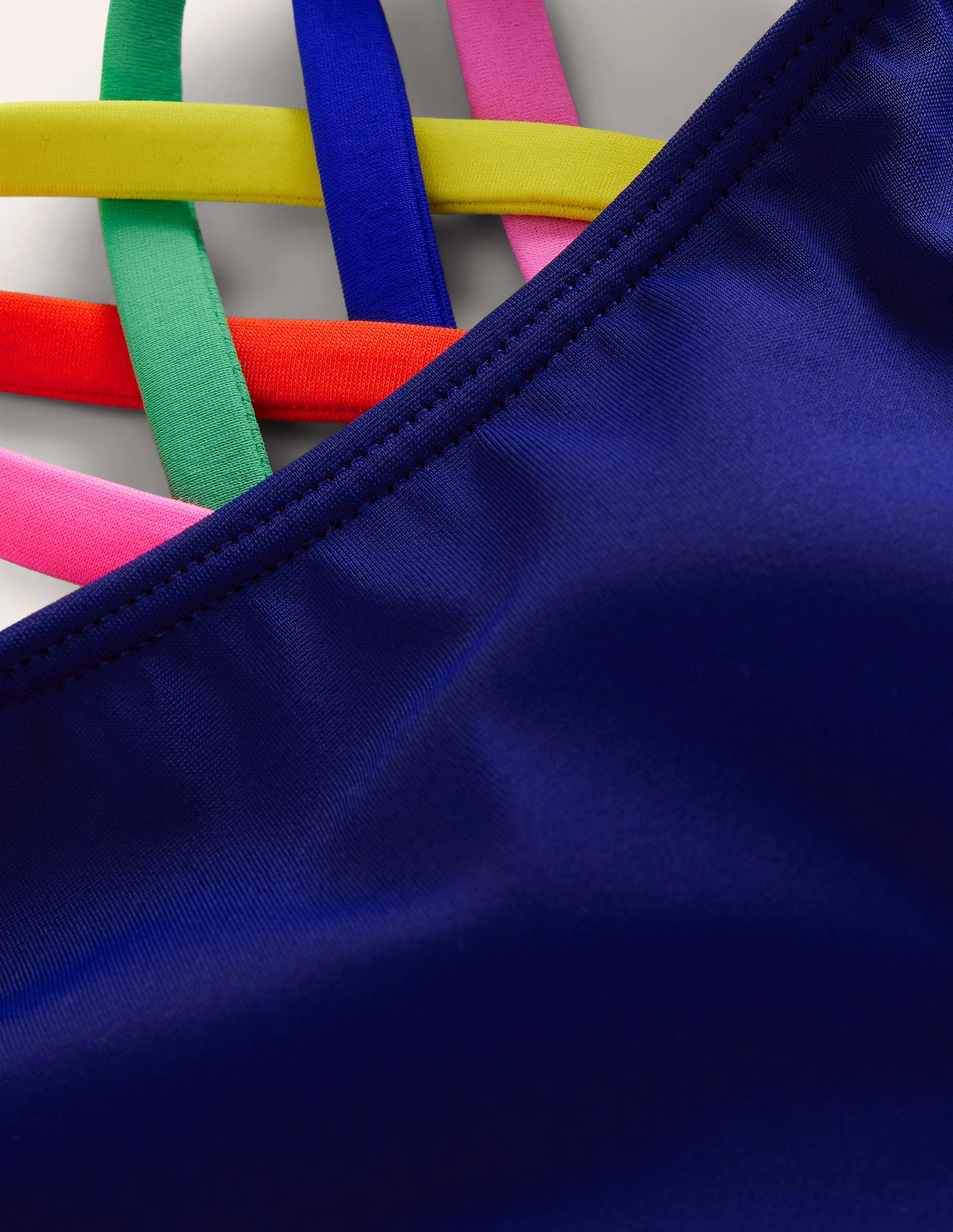 Bikini mit gekreuzten Rückenträgern in Regenbogenfarben-Anemone - Image 3