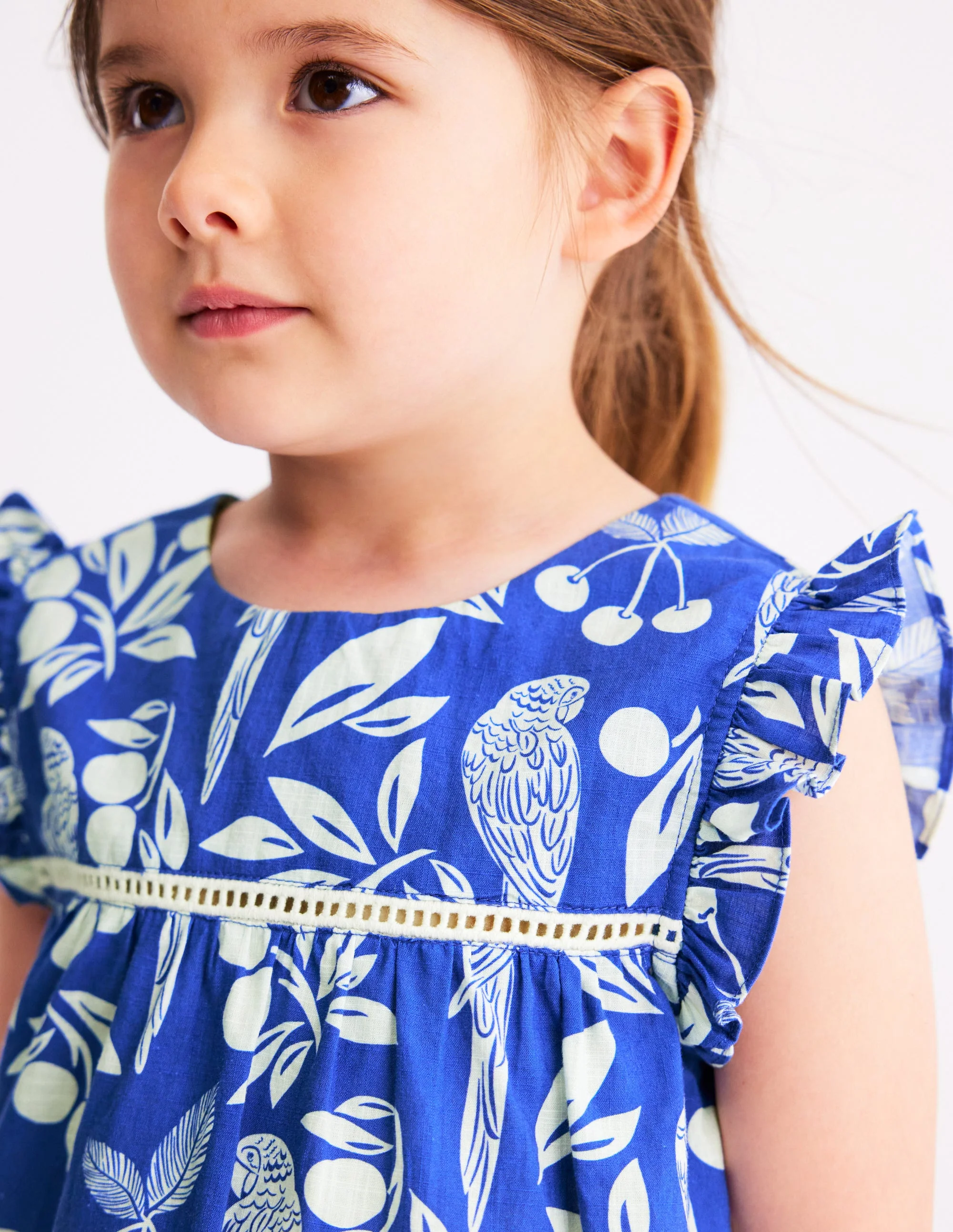 Celia Gewebtes Urlaubskleid-Leuchtendes Blau Papagei Palme - Image 3
