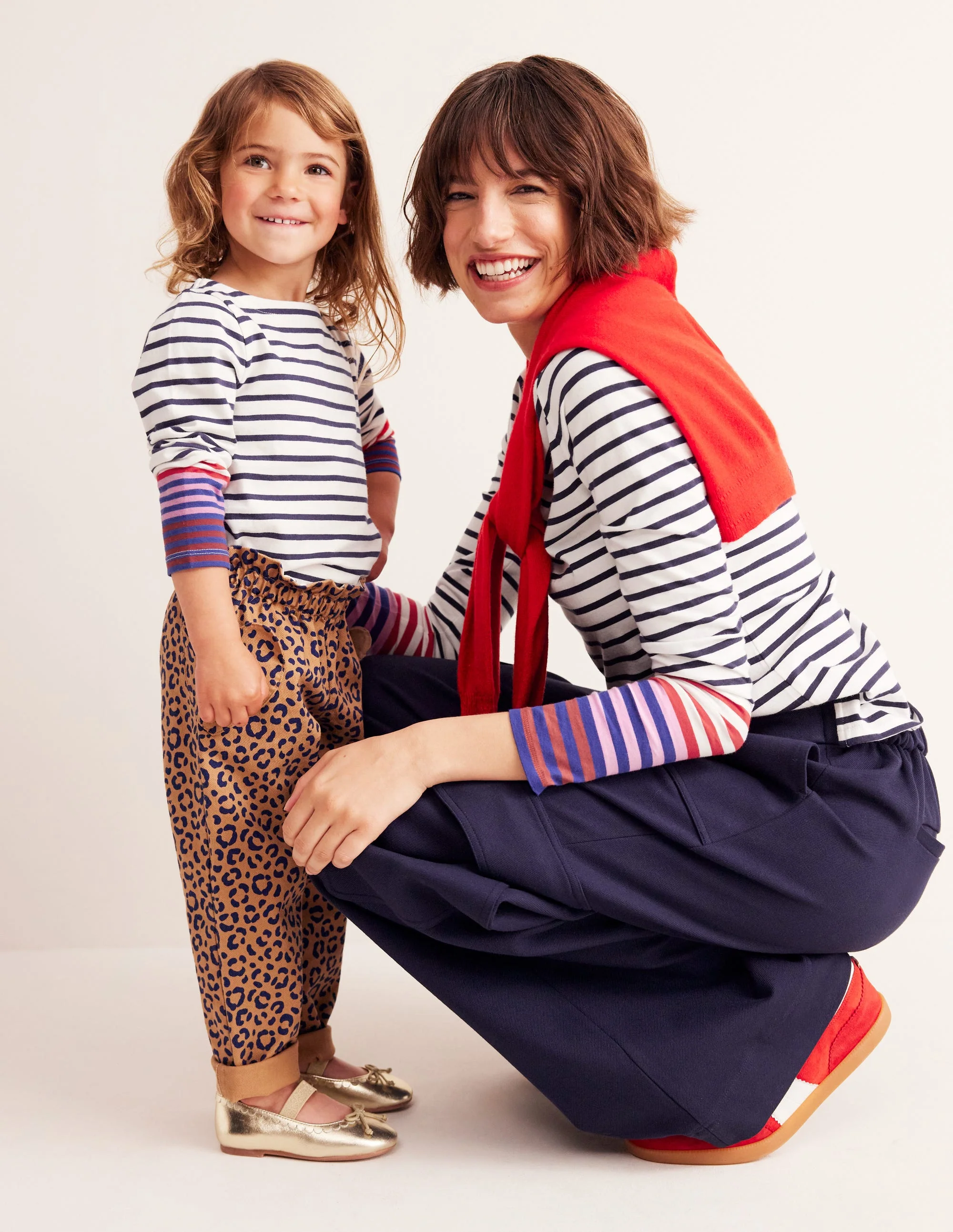 Ella Bretonshirt-Marineblau/Rosa Manschetten - Image 4