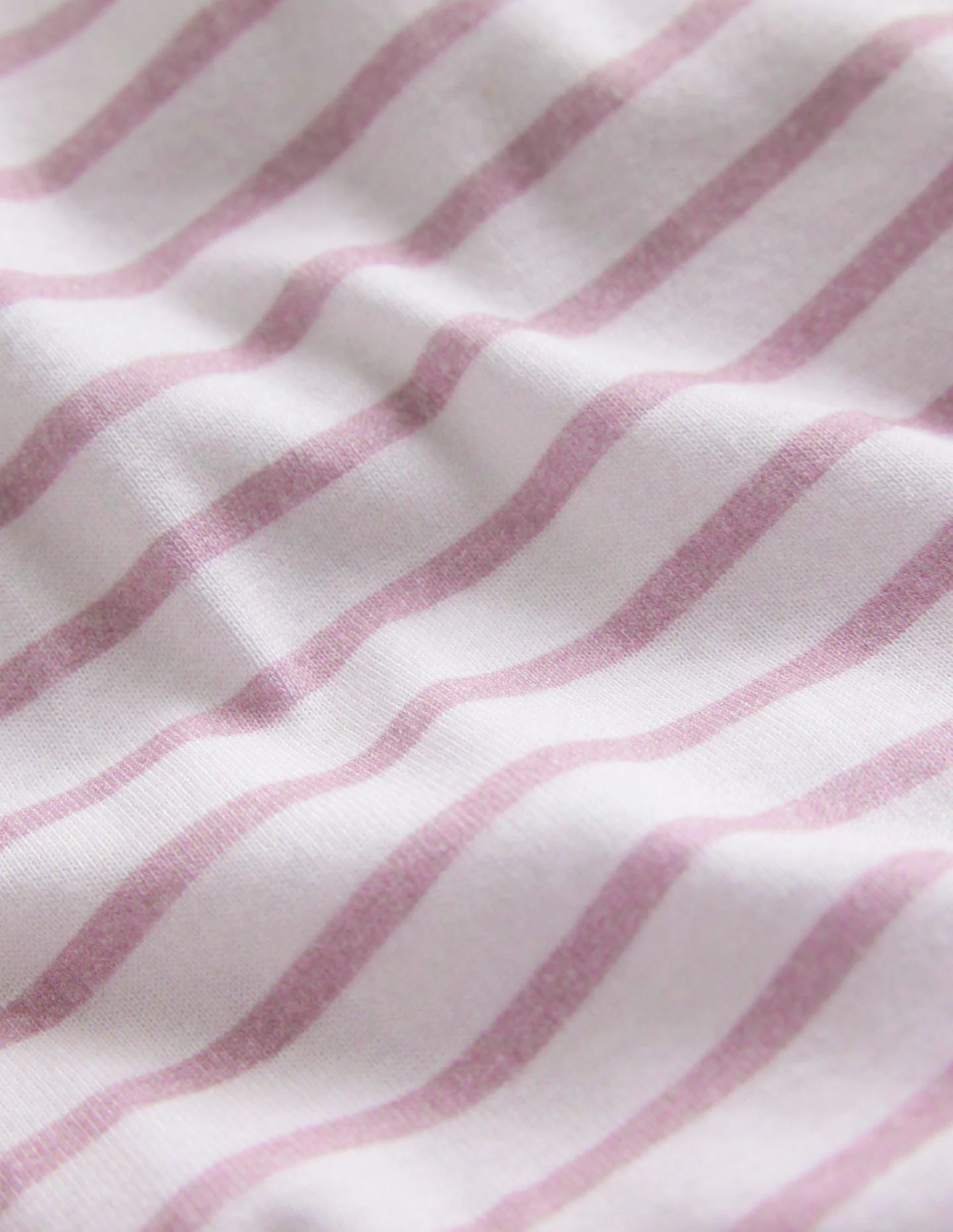 Eng anliegender, langer Schlafanzug mit Streifenmuster-Rosa/Naturweiß - Image 3
