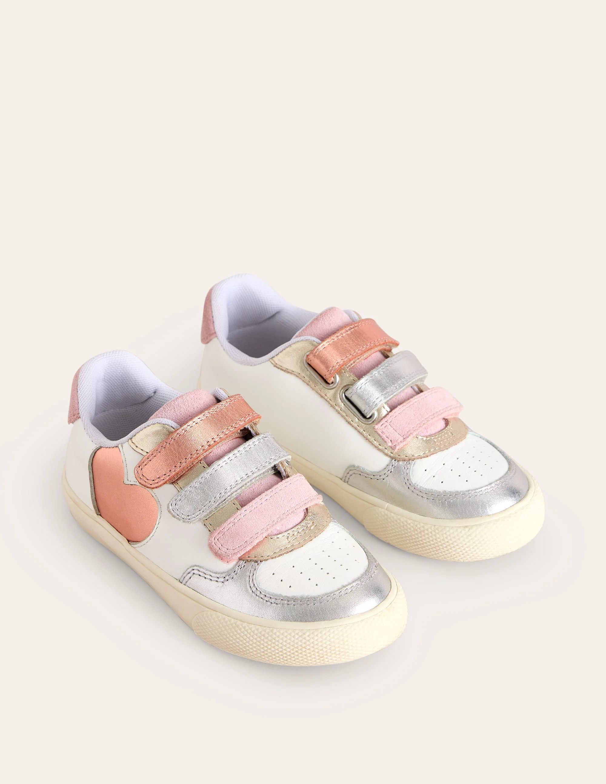 Flache Sneaker aus Leder-Bunt Metallic-Herz - Image 2