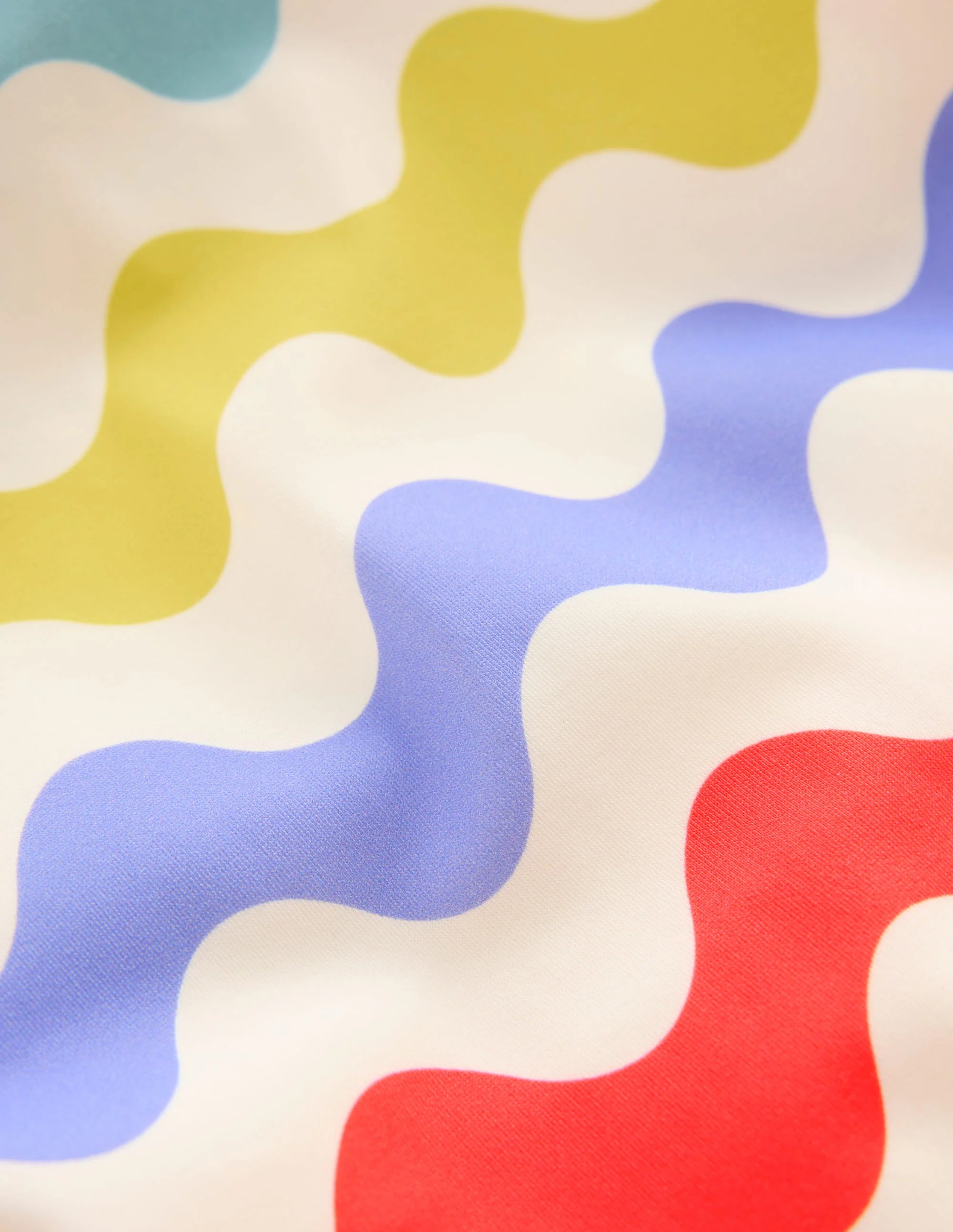 Gemustertes Badeshirt mit Sonnenschutz-Bunt Welle - Image 3