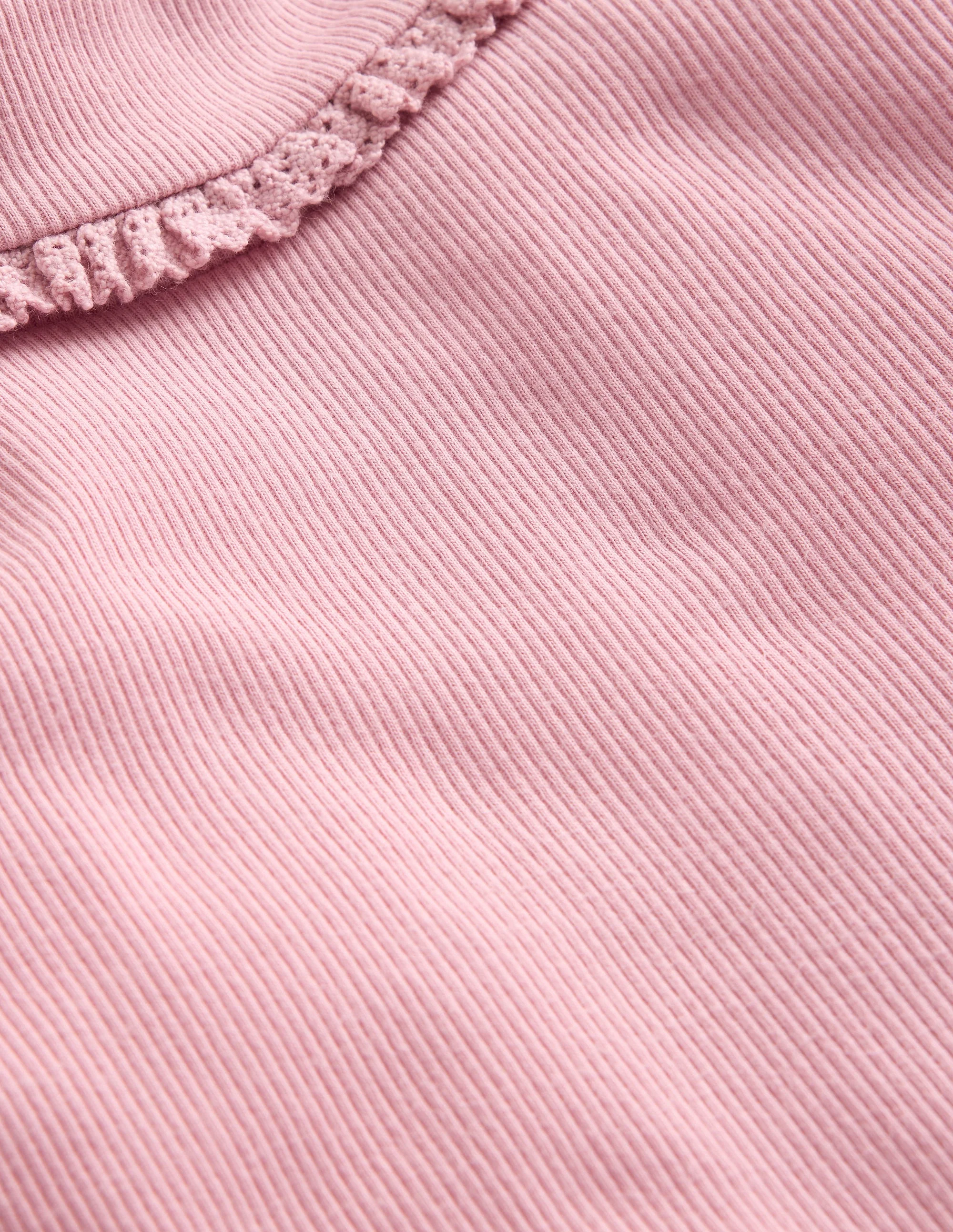 Gerippter Rollkragenpullover mit Spitzenbesatz-Almond Sparkle - Image 3