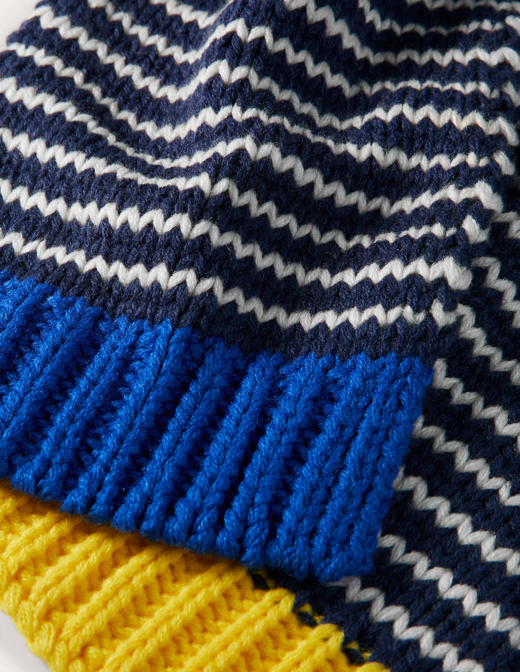Gestreifter Strickschal-Schuluniform-Navy/Naturweiß