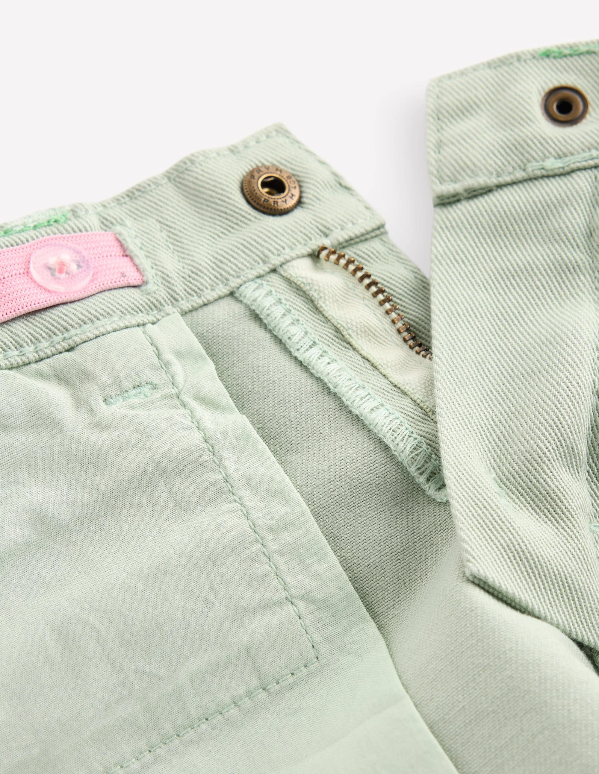 Gewebte Shorts mit Umschlag-Blassgrün - Image 4