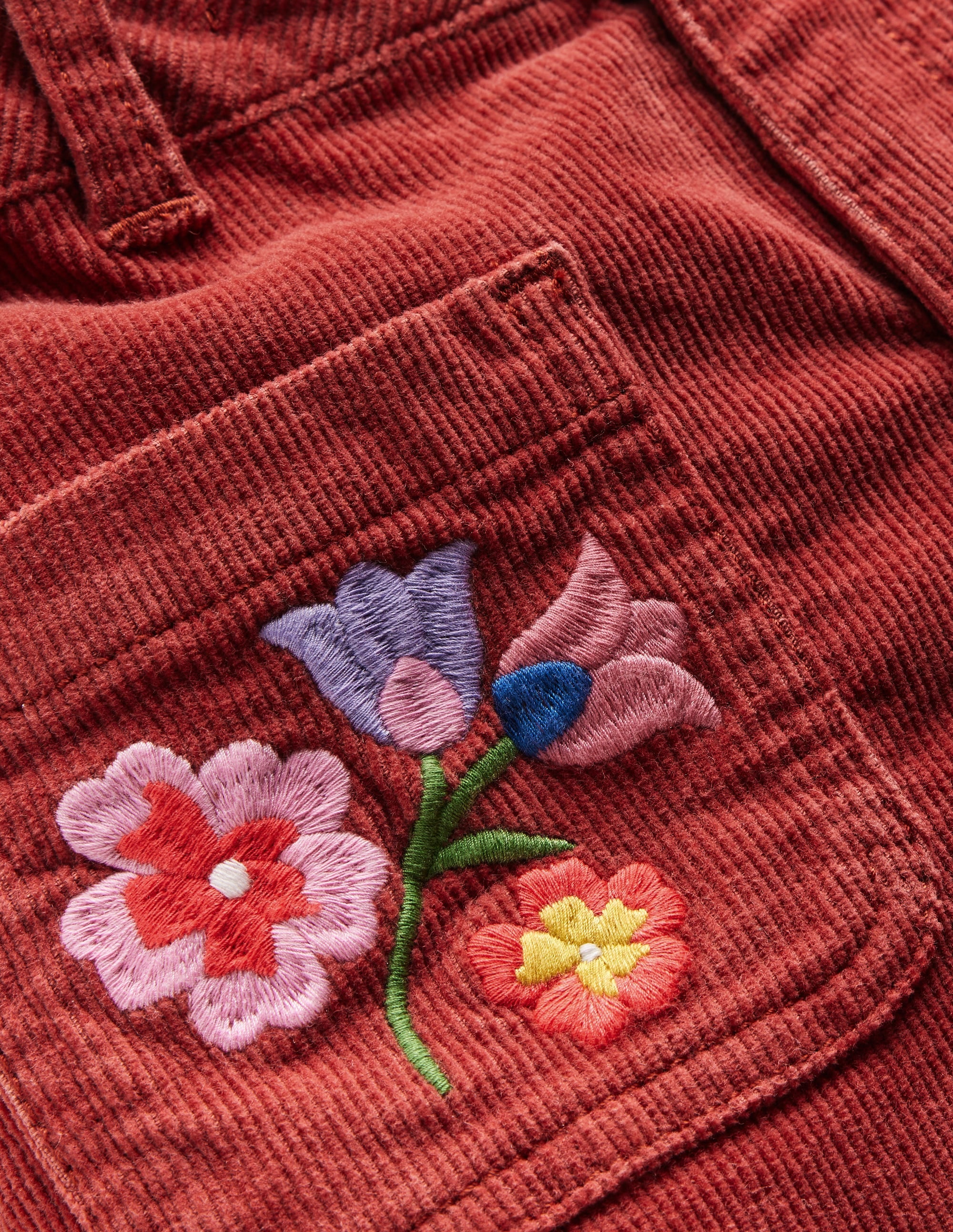 Hose mit leichtem Schlag-Scheunenrot Blumenstickerei - Image 3