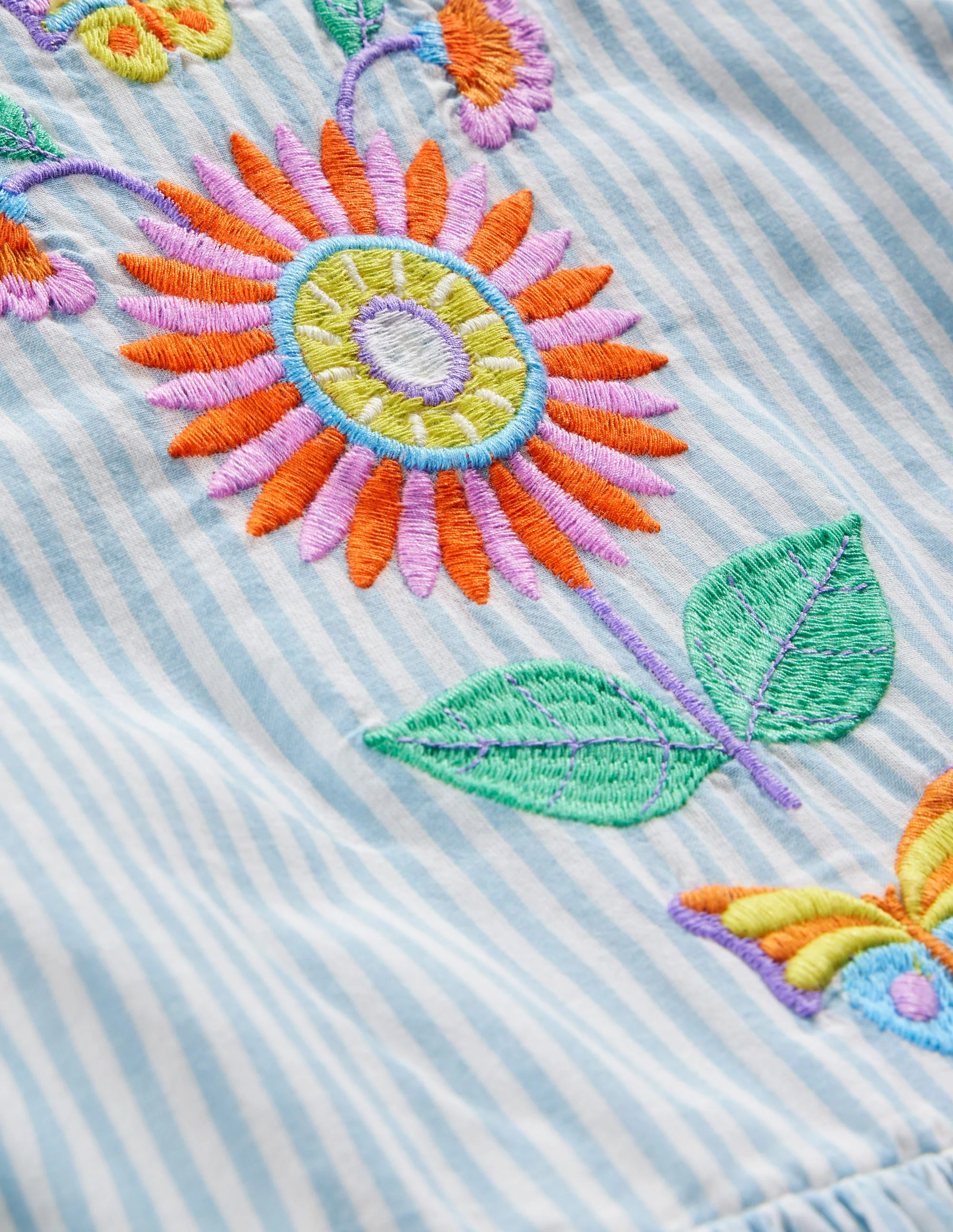 Kleid mit gekreuzten Rückenträgern-Blau / Naturweiß Streifen Blumenmuster - Image 3