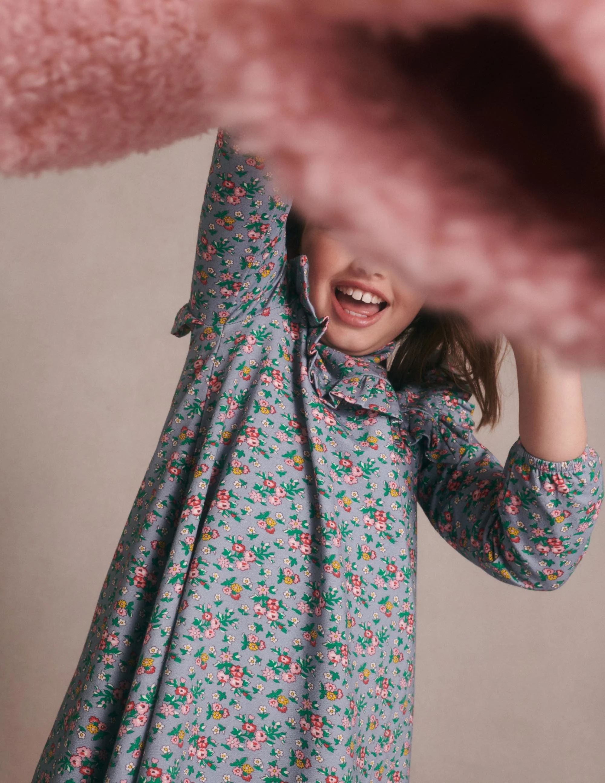 Kleid mit Rollkragen-Graublau, Blumenstrauß - Image 4