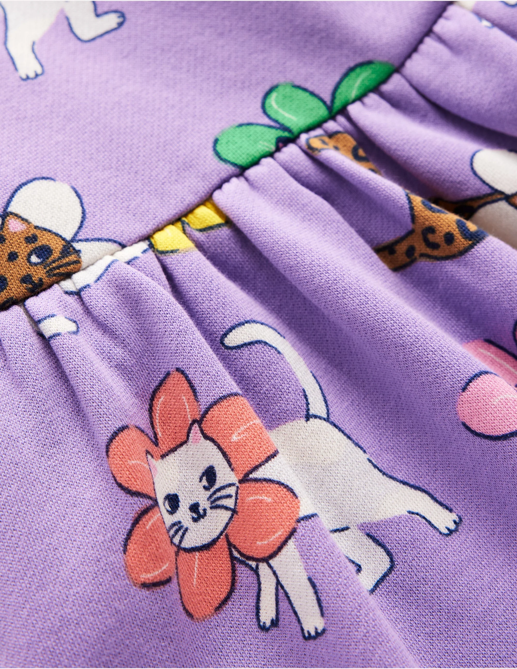 Kuscheliges, bedrucktes Sweatshirt-Kleid-Aster Lila Blumen Katze - Image 3