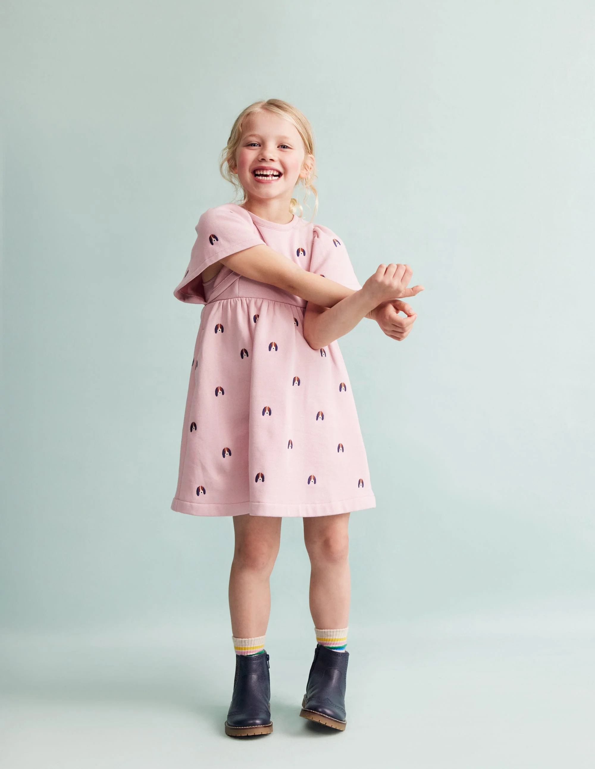 Kuscheliges Sweatshirt-Kleid mit Stickerei-Vintage-Rosa Welpen