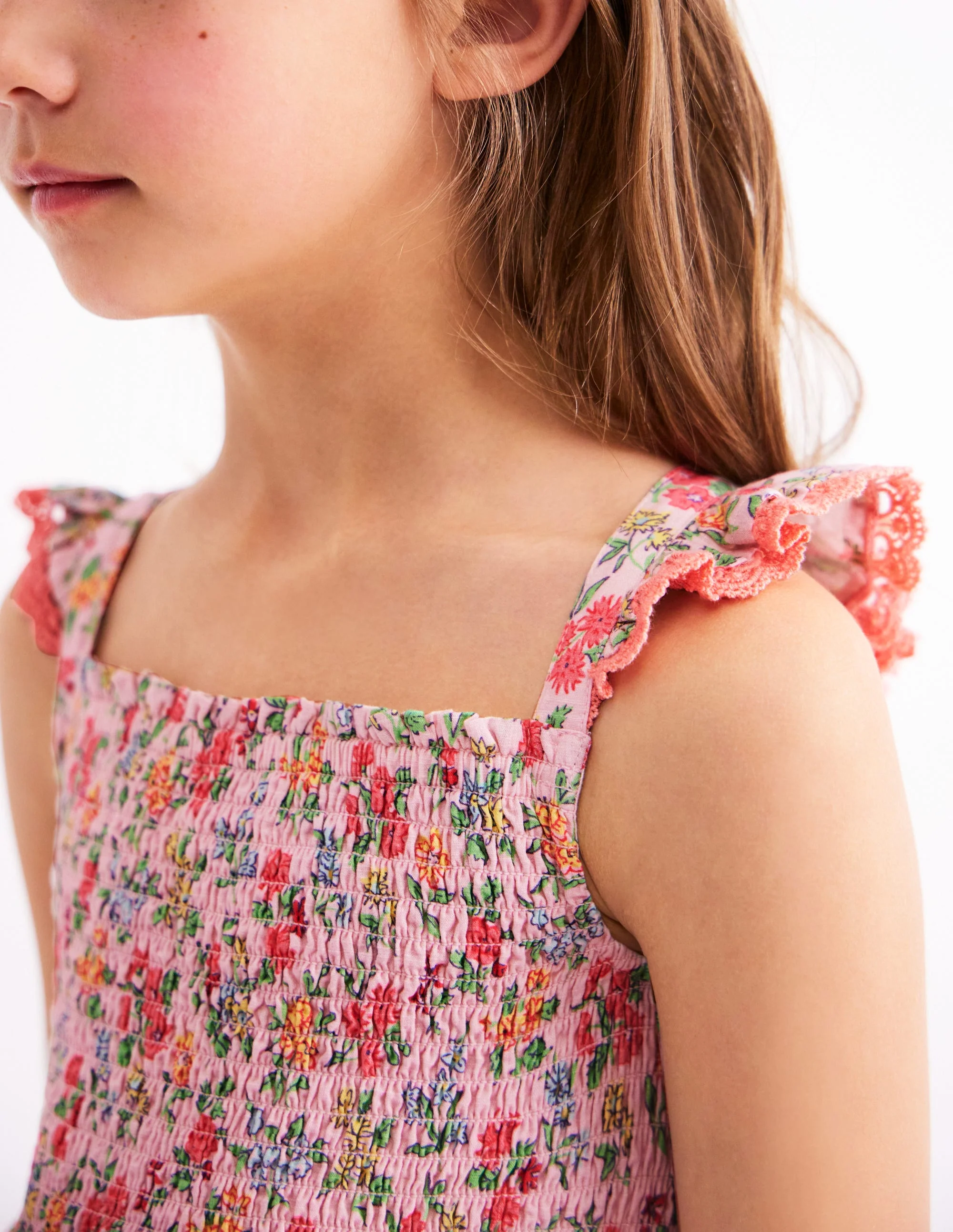 Luella Maxi-Sommerkleid mit Rüschen-Kreiderosa Garten-Blümchen - Image 4