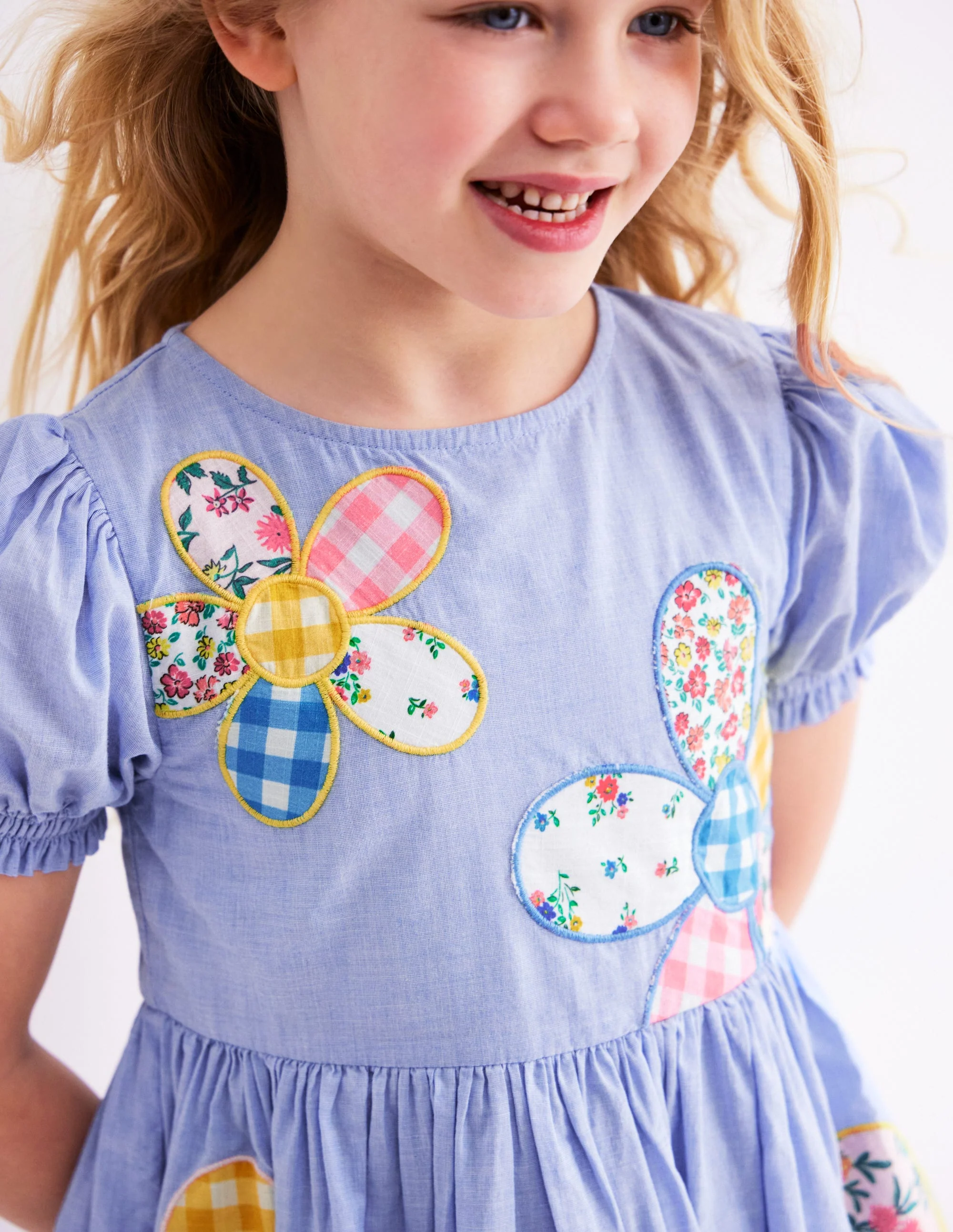 Madeline Gewebtes Kleid-Blumenmuster Patchwork-Applikationen - Image 3