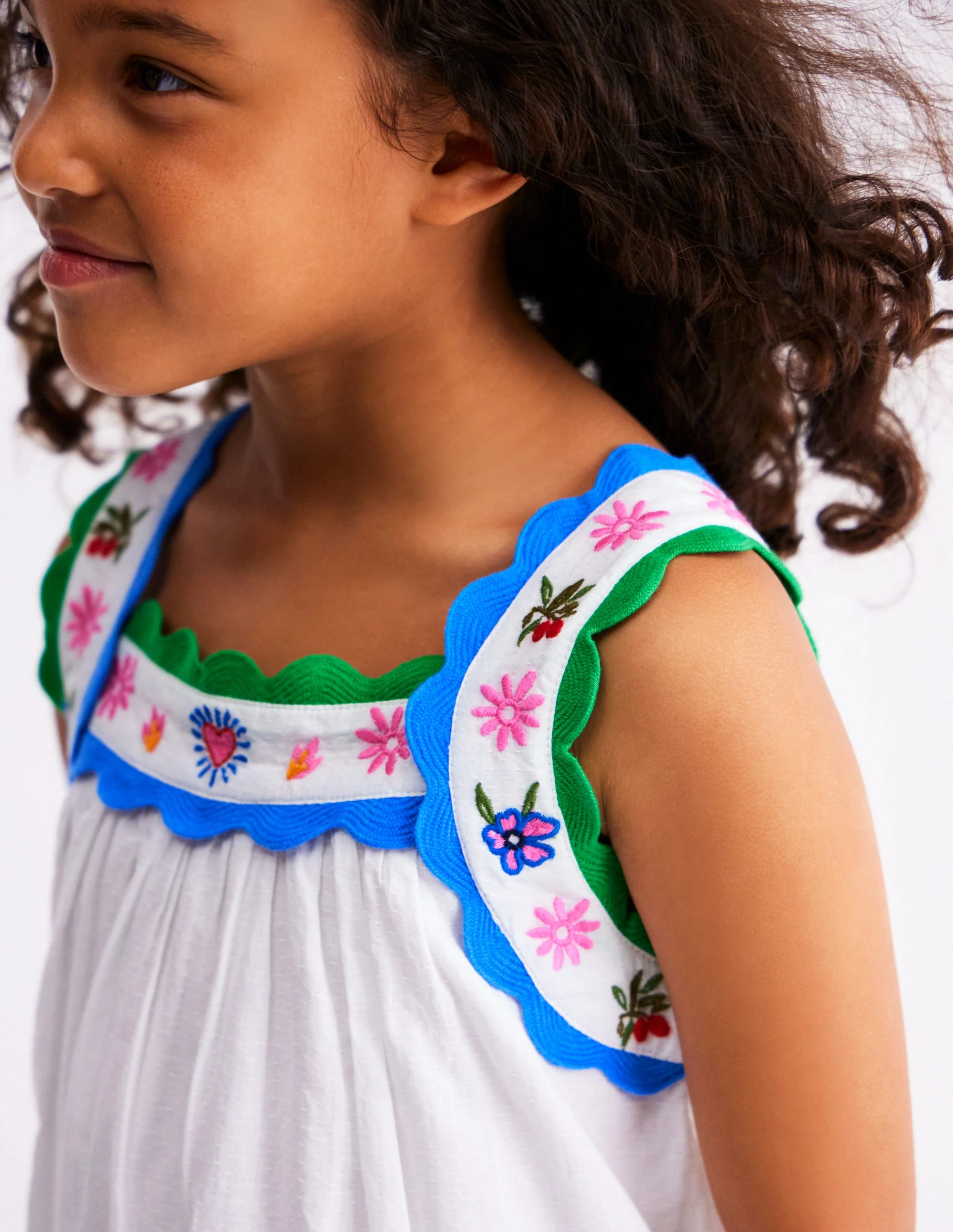 Maribel schwingendes Sommerkleid-Weiches Naturweiß Bunt Dschungel - Image 3