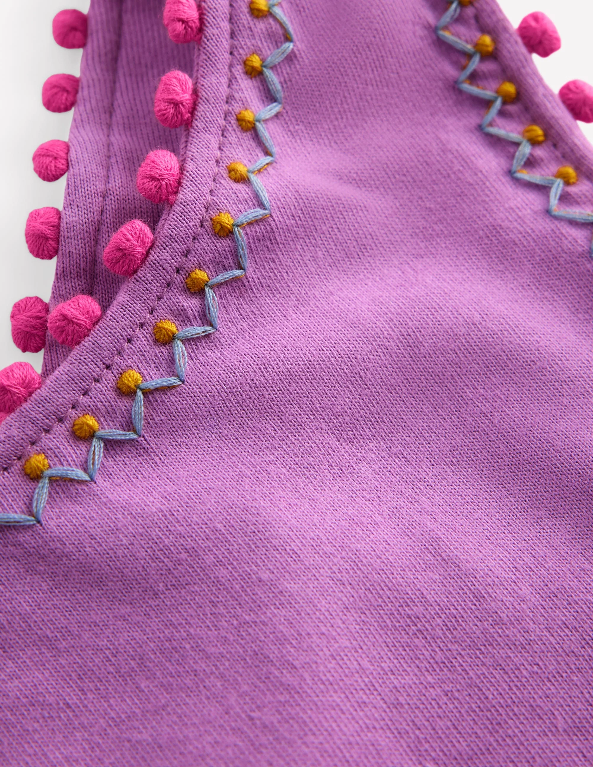 Oberteil mit überkreuzten Rückenträgern und Bommelbesatz-Kreideviolett - Image 3