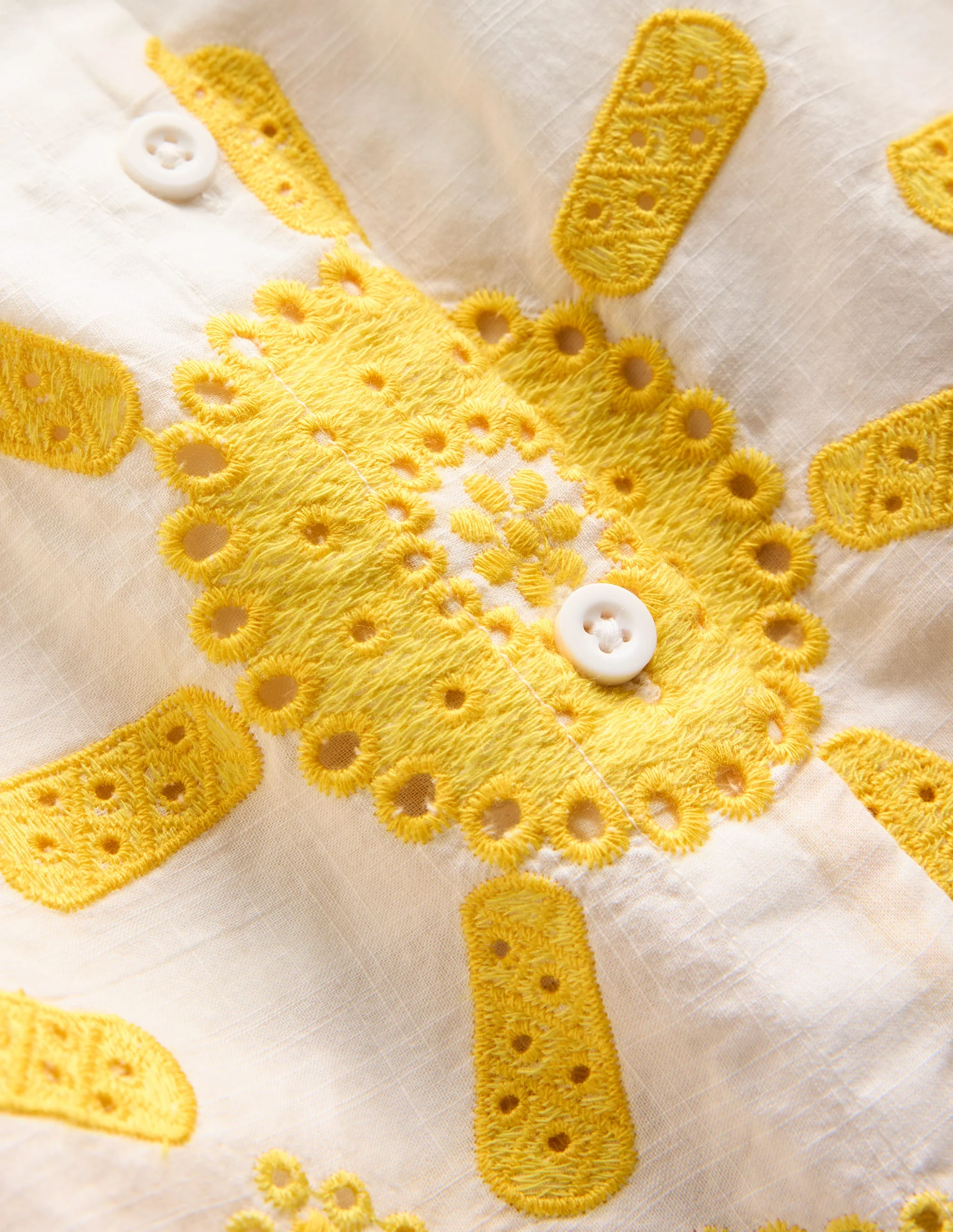 Remy Kleid mit durchgehender Knopfleiste-Naturweiß, Sonnenschein - Image 4