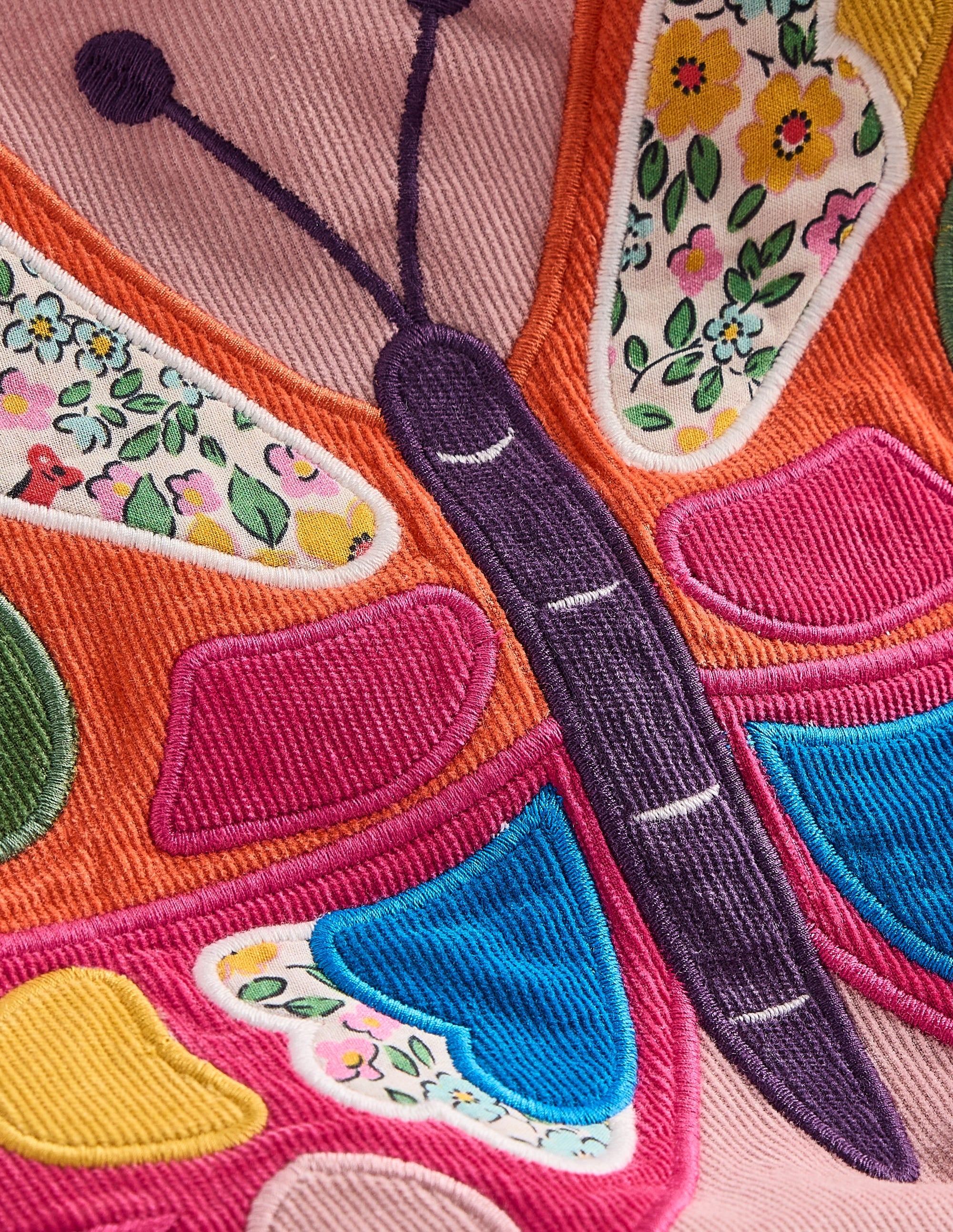 Schürzenkleid aus Cord mit Applikationen-Formica-Rosa Schmetterling - Image 3