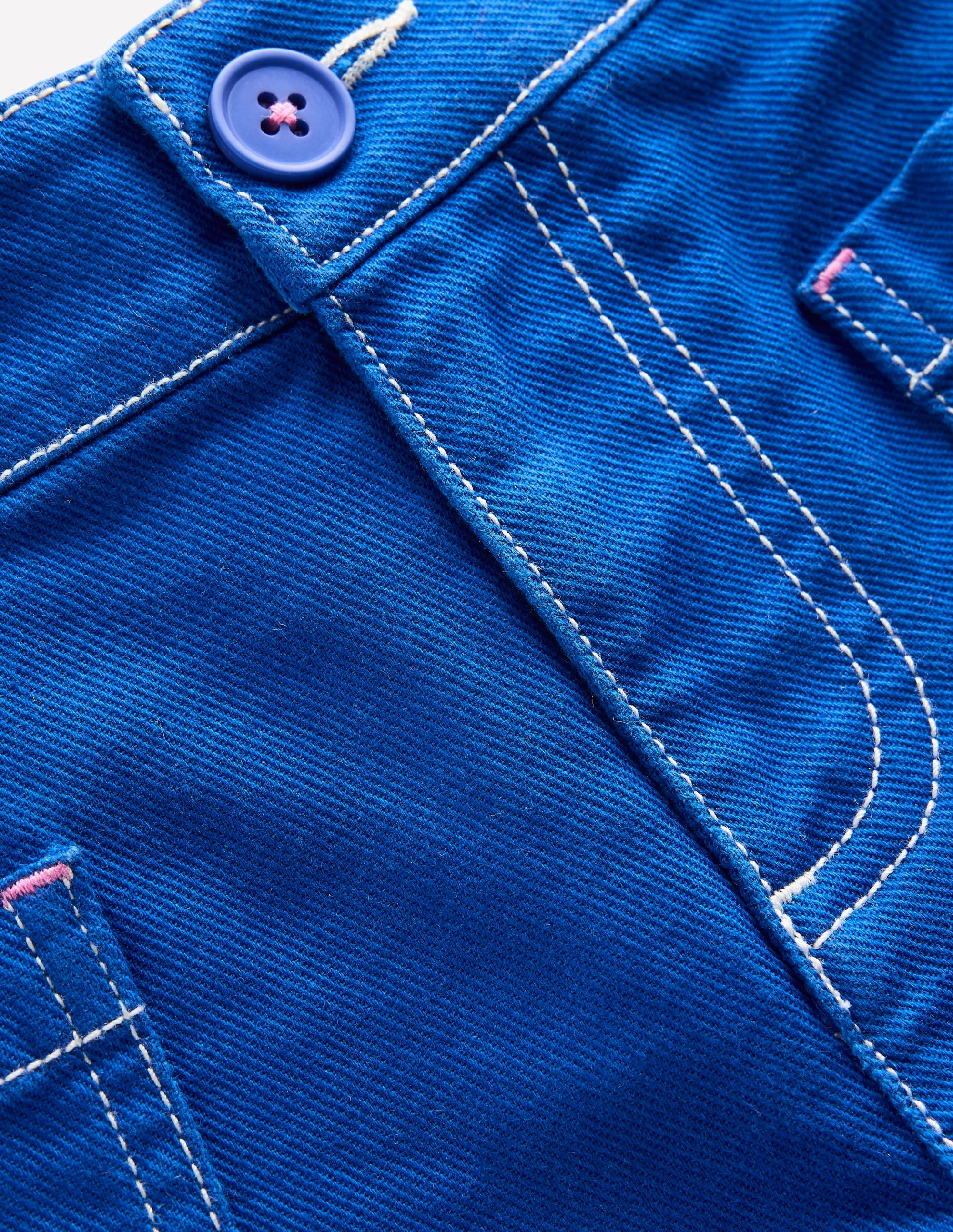 Shorts mit aufgesetzten Taschen-Black - Image 3