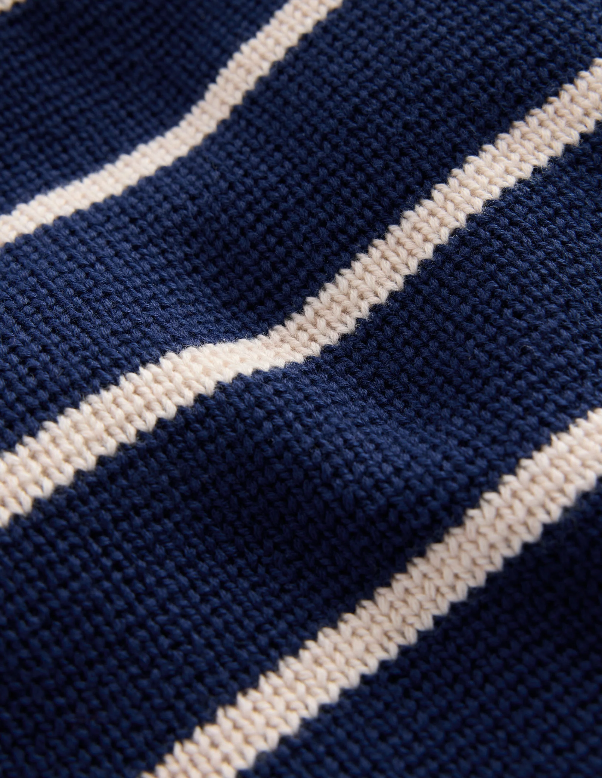 Strickrock-Schuluniform-Marineblau und Naturweiß gestreift - Image 4