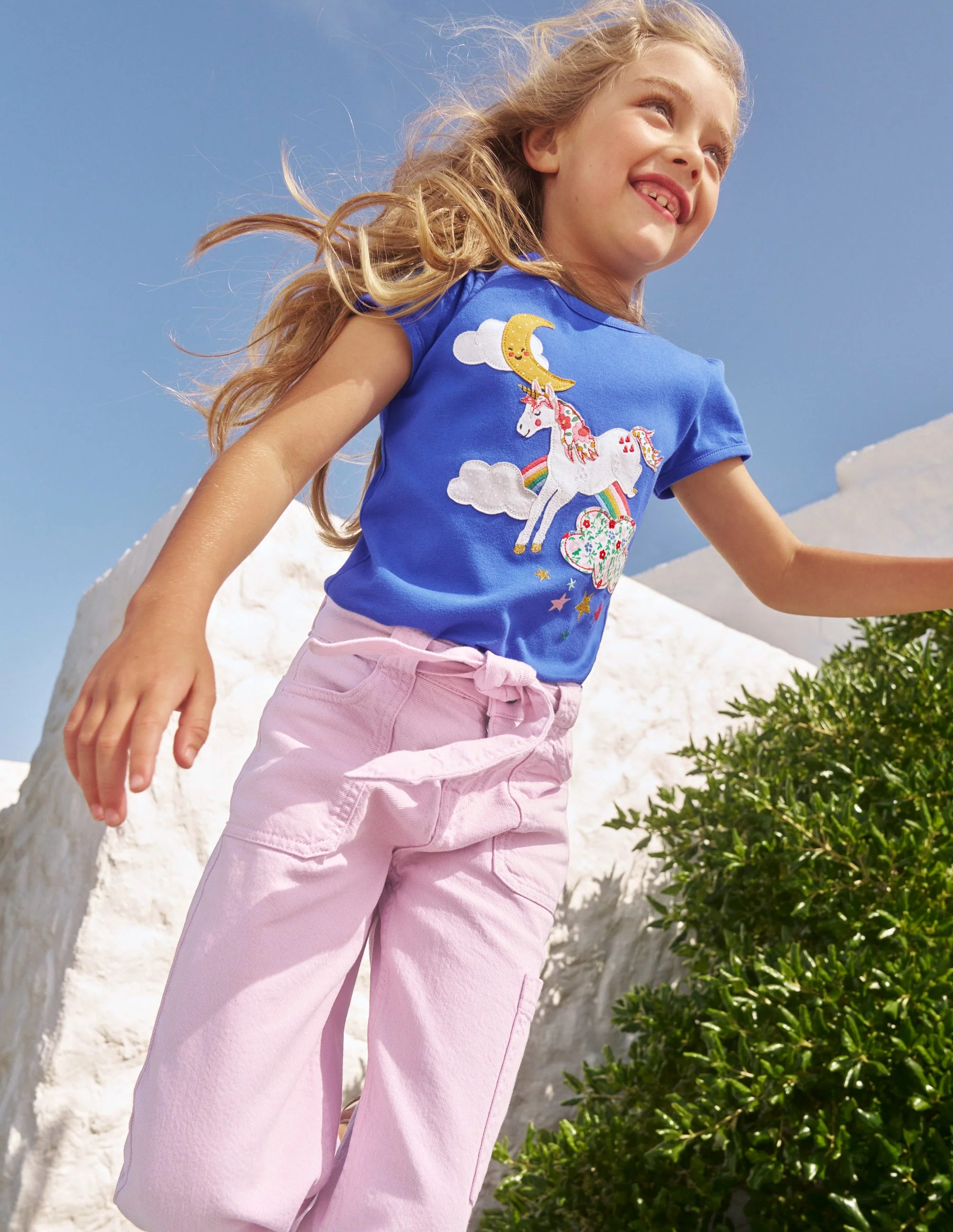 T-Shirt mit Puffärmeln und Applikation-Blauhäher Einhorn - Image 4