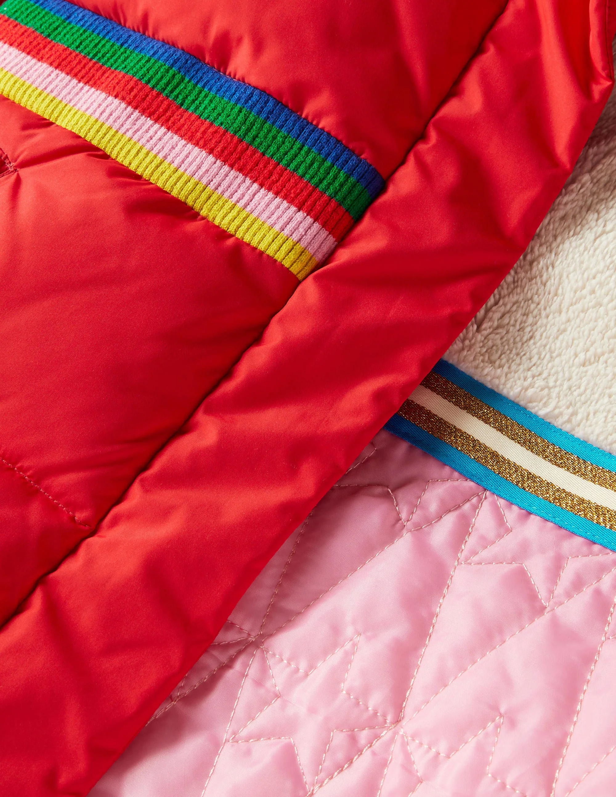 Taillierte Steppjacke-Erdbeerkuchenrot, Regenbogen - Image 3