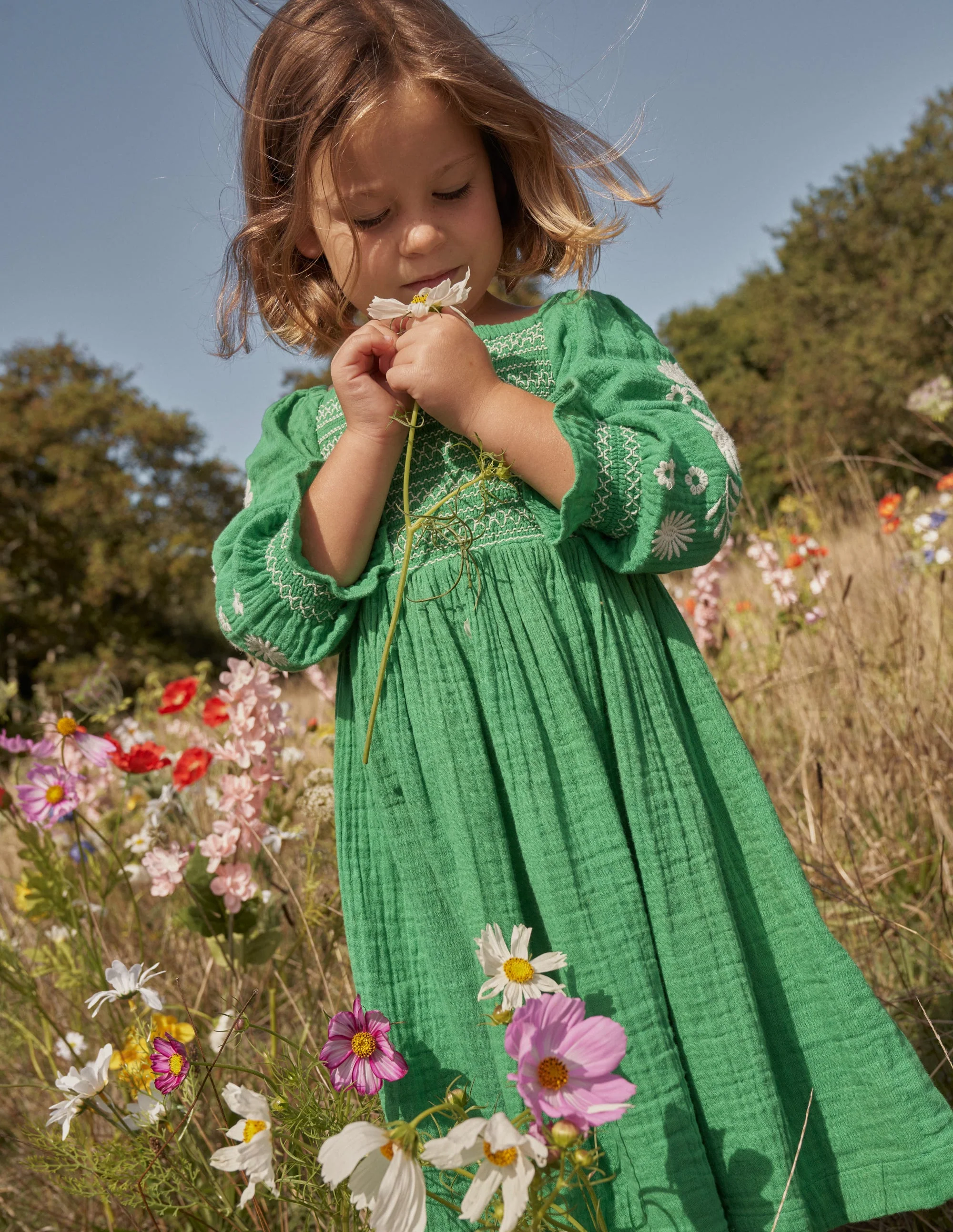 Webkleid mit gesmoktem Oberteil-Schuluniform-Grün Gänseblümchen - Image 4