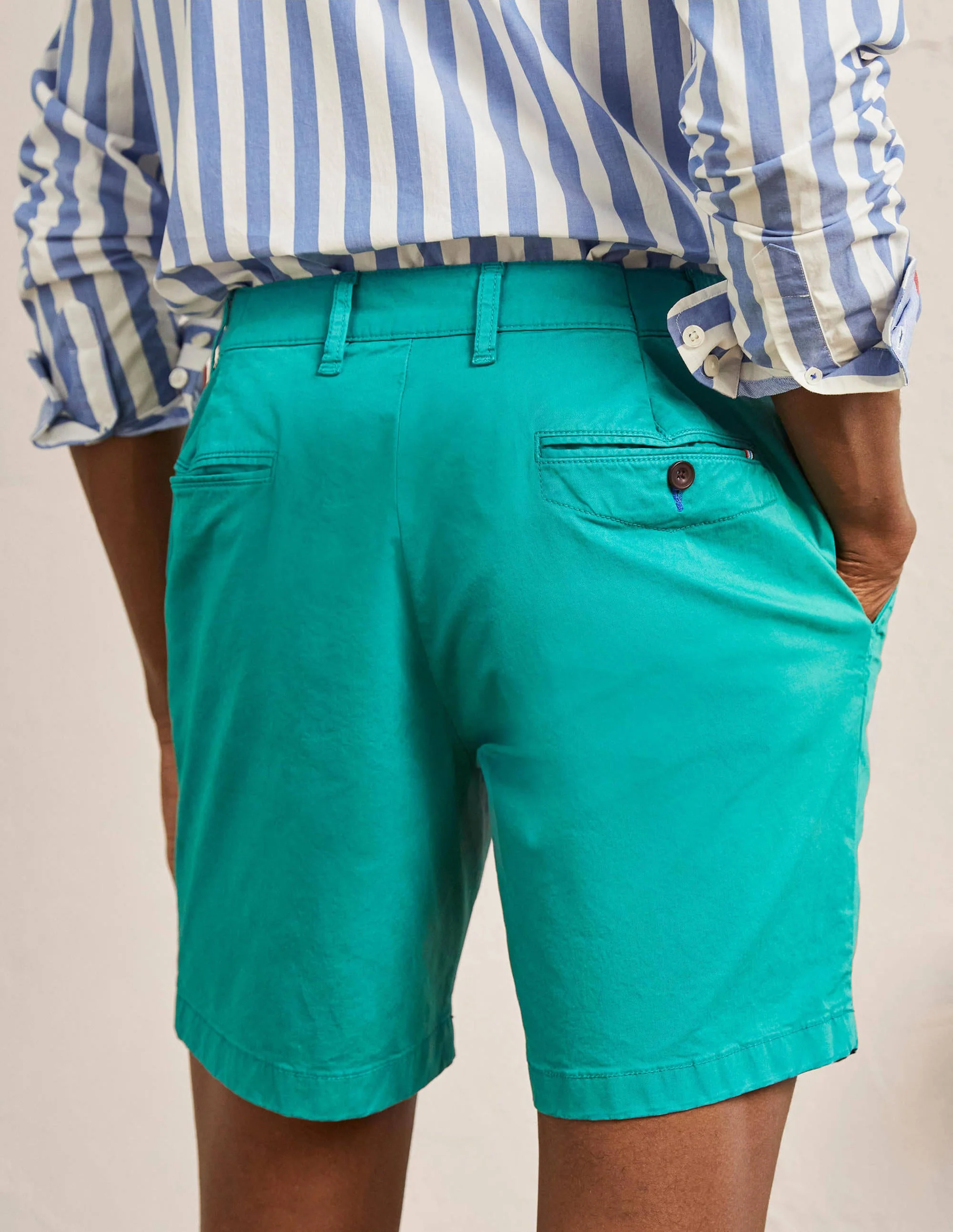 Chinoshorts-Sardiniengrün - Image 3