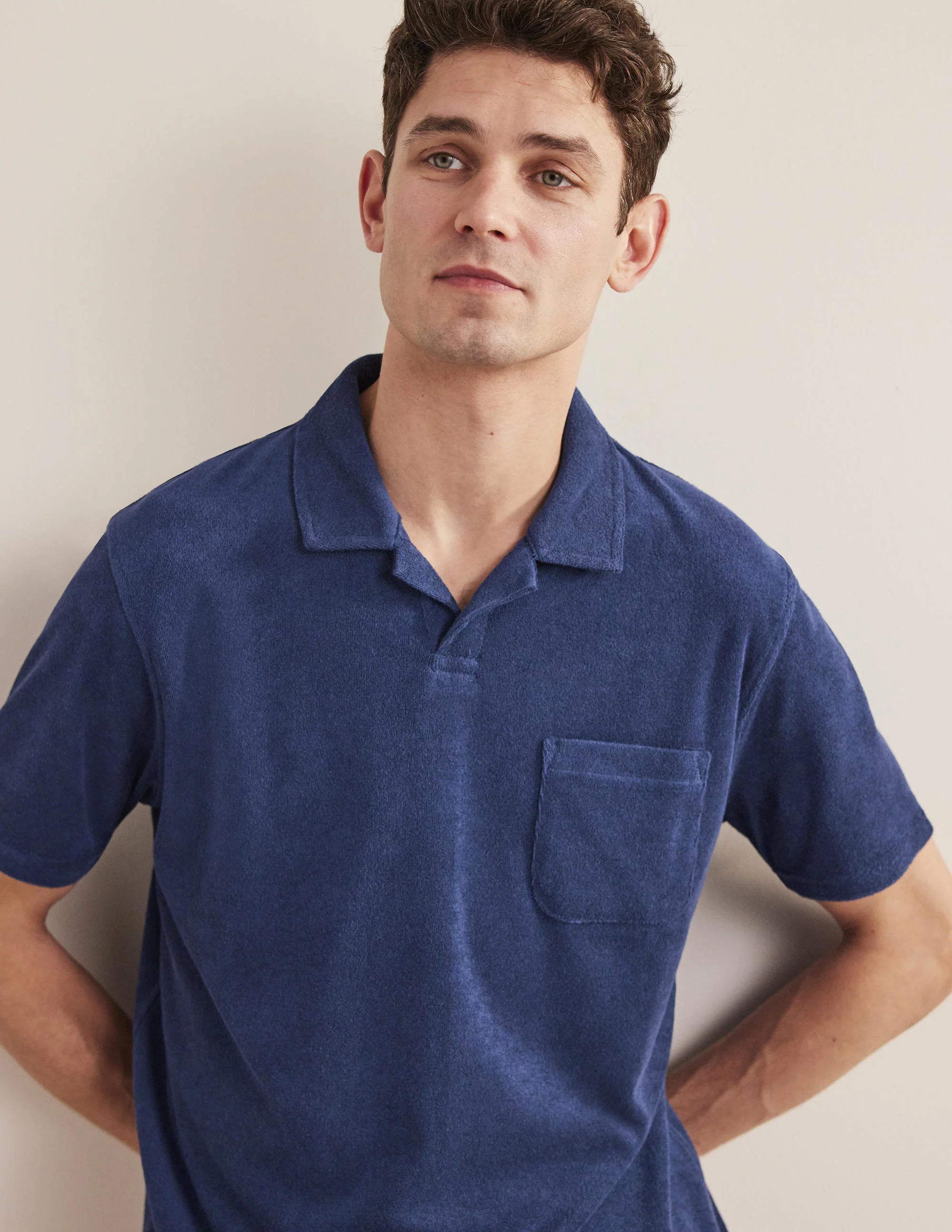 Frottee-Poloshirt mit offenem Kragen-Marineblau - Image 4