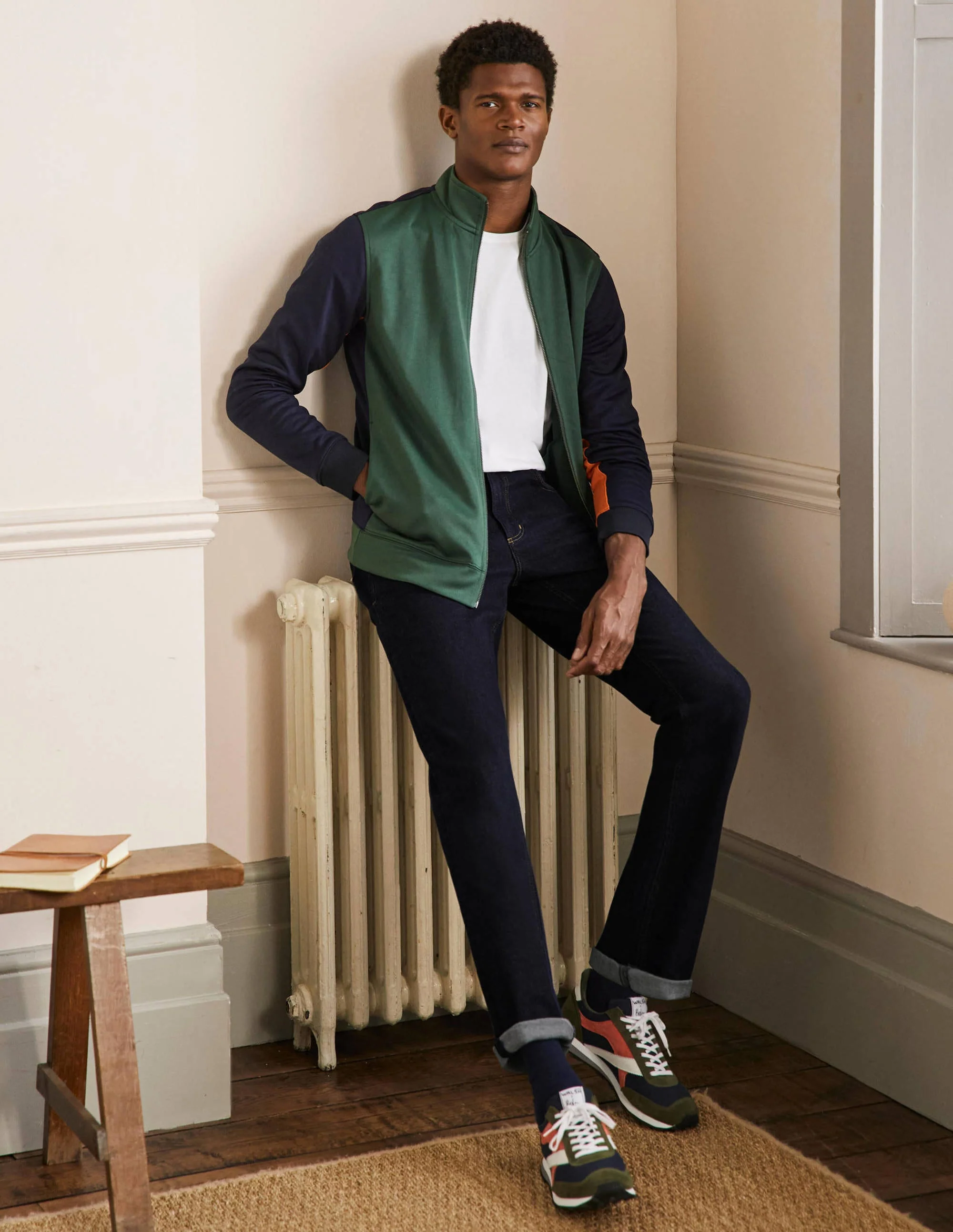 Jeans mit geradem Bein-Dunkle Waschung