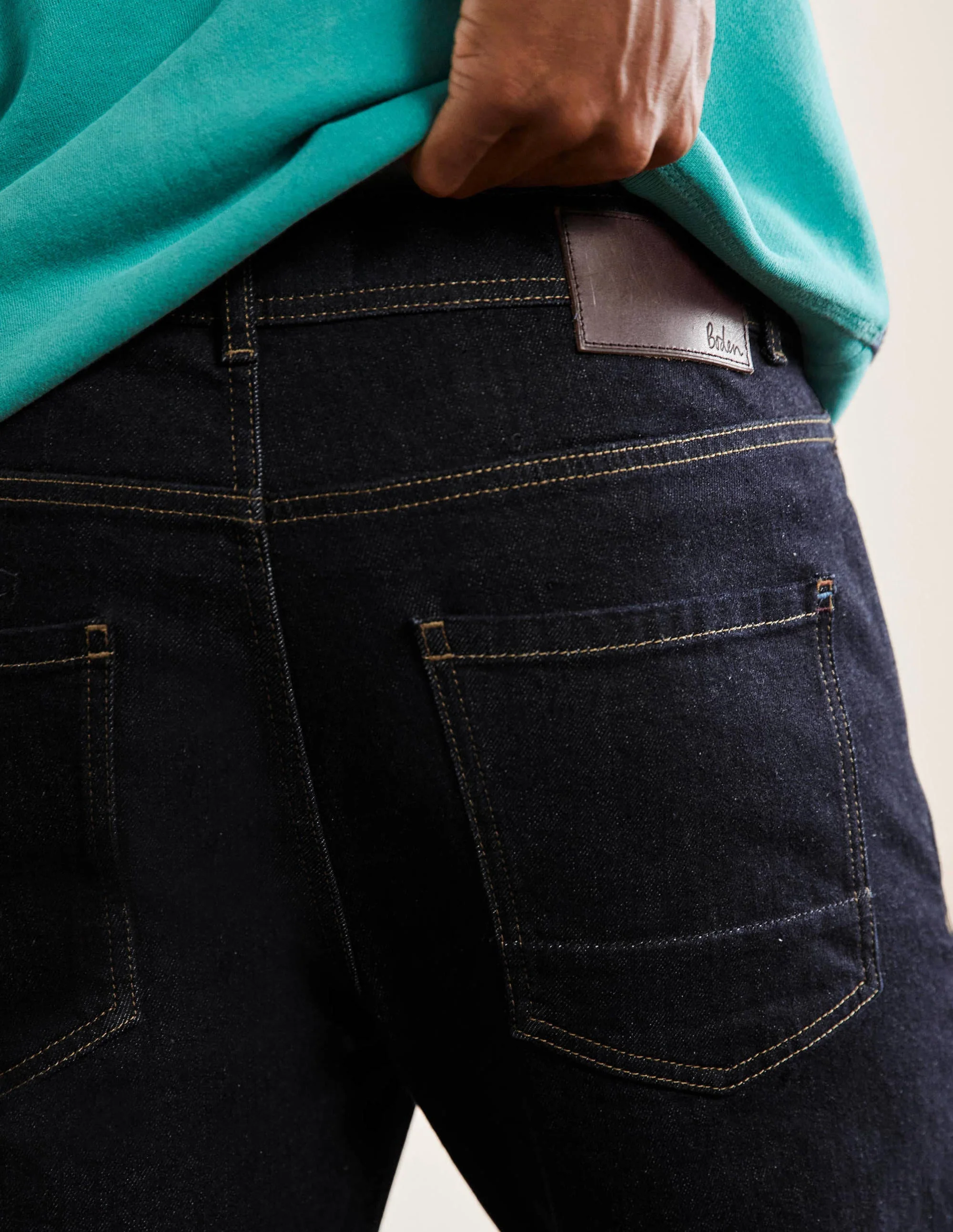 Jeans mit schmalem Bein-Denim, dunkle Waschung - Image 2