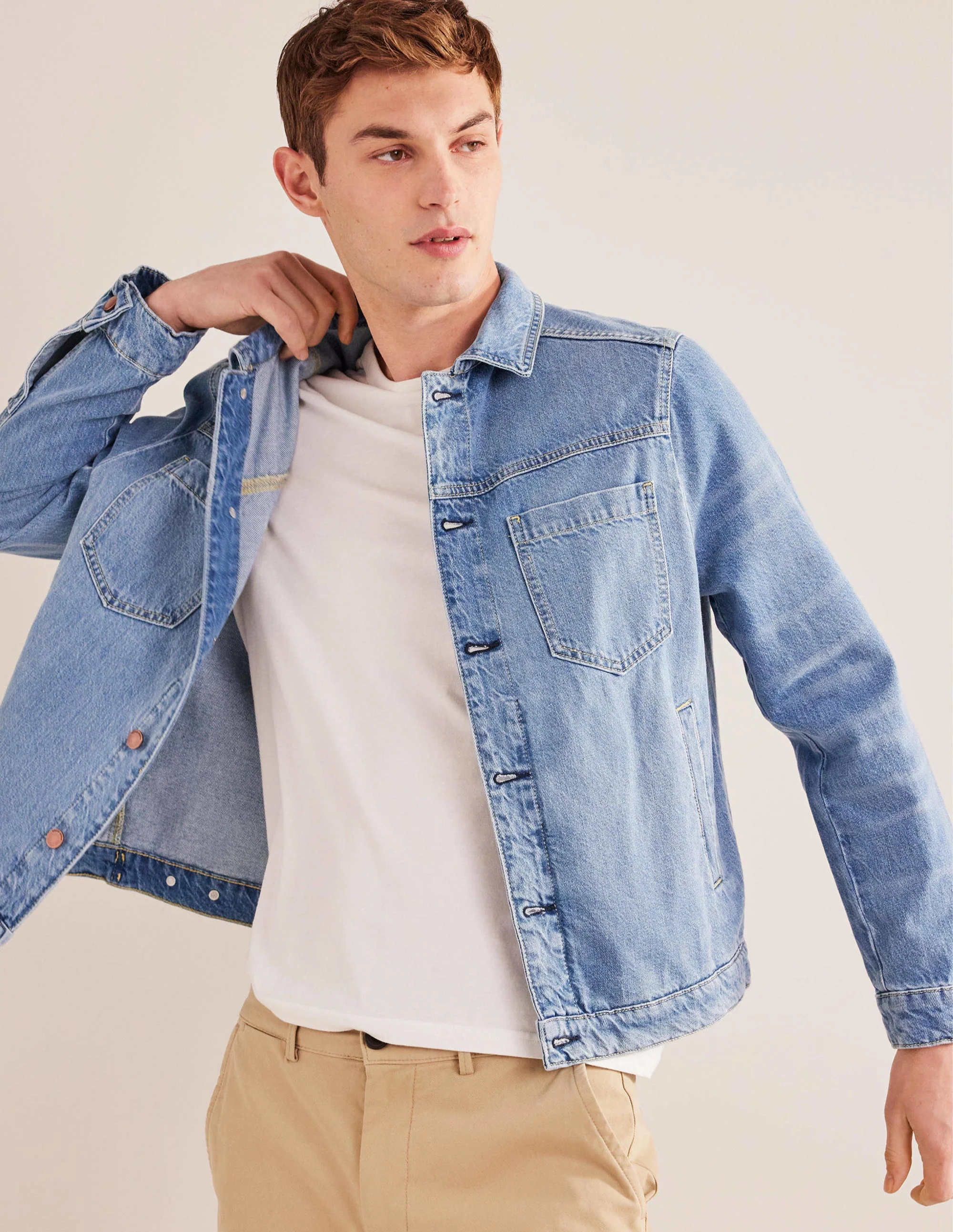 Jeansjacke-Mittlere Waschung