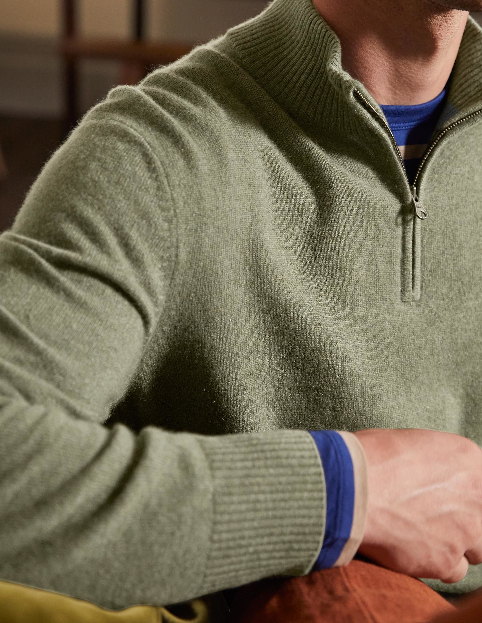 Kaschmirpullover mit halbem Reißverschluss-Dunkles Salbeigrün, Melange - Image 2