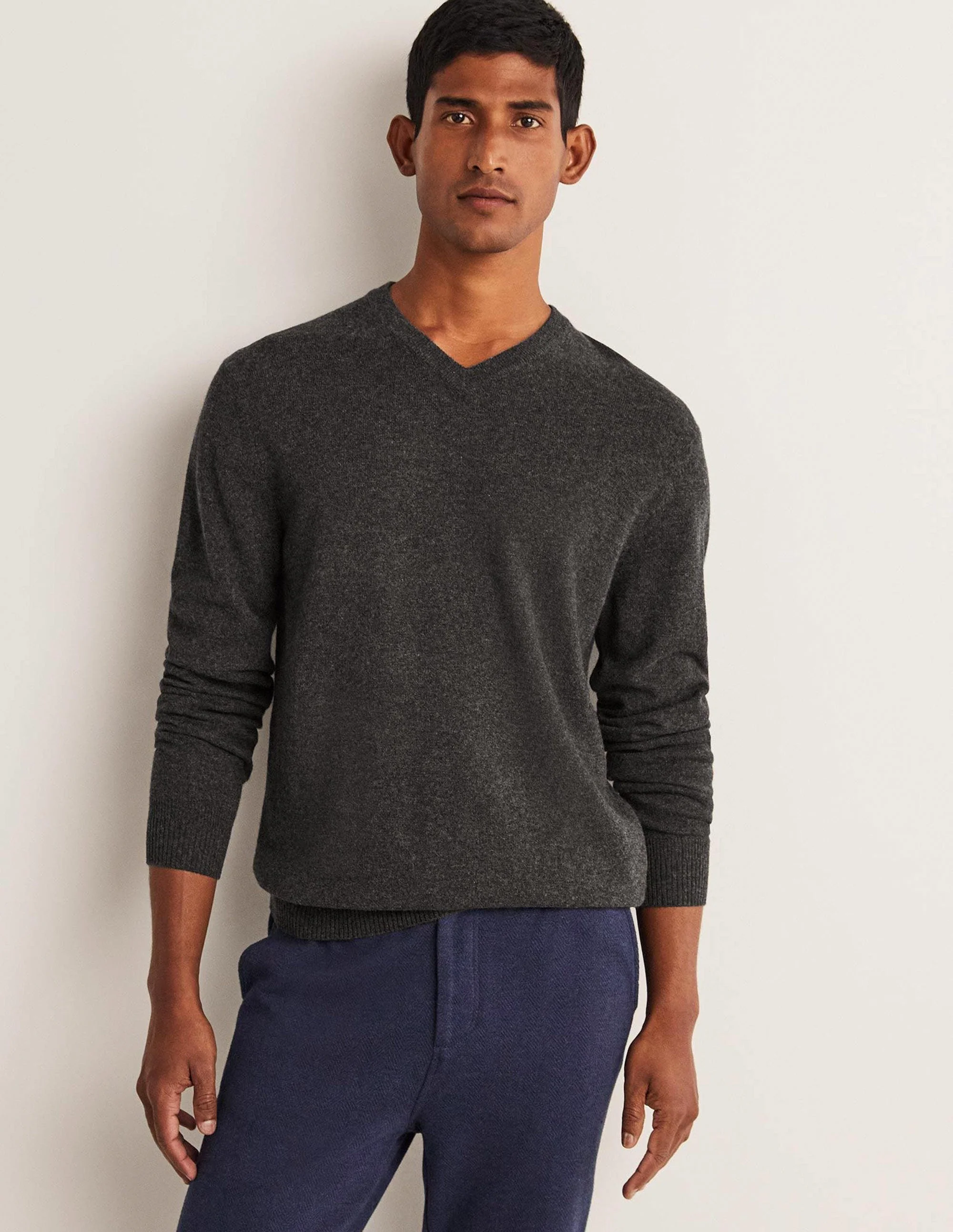 Kaschmirpullover mit V-Ausschnitt-Dunkelgrau Melange - Image 5