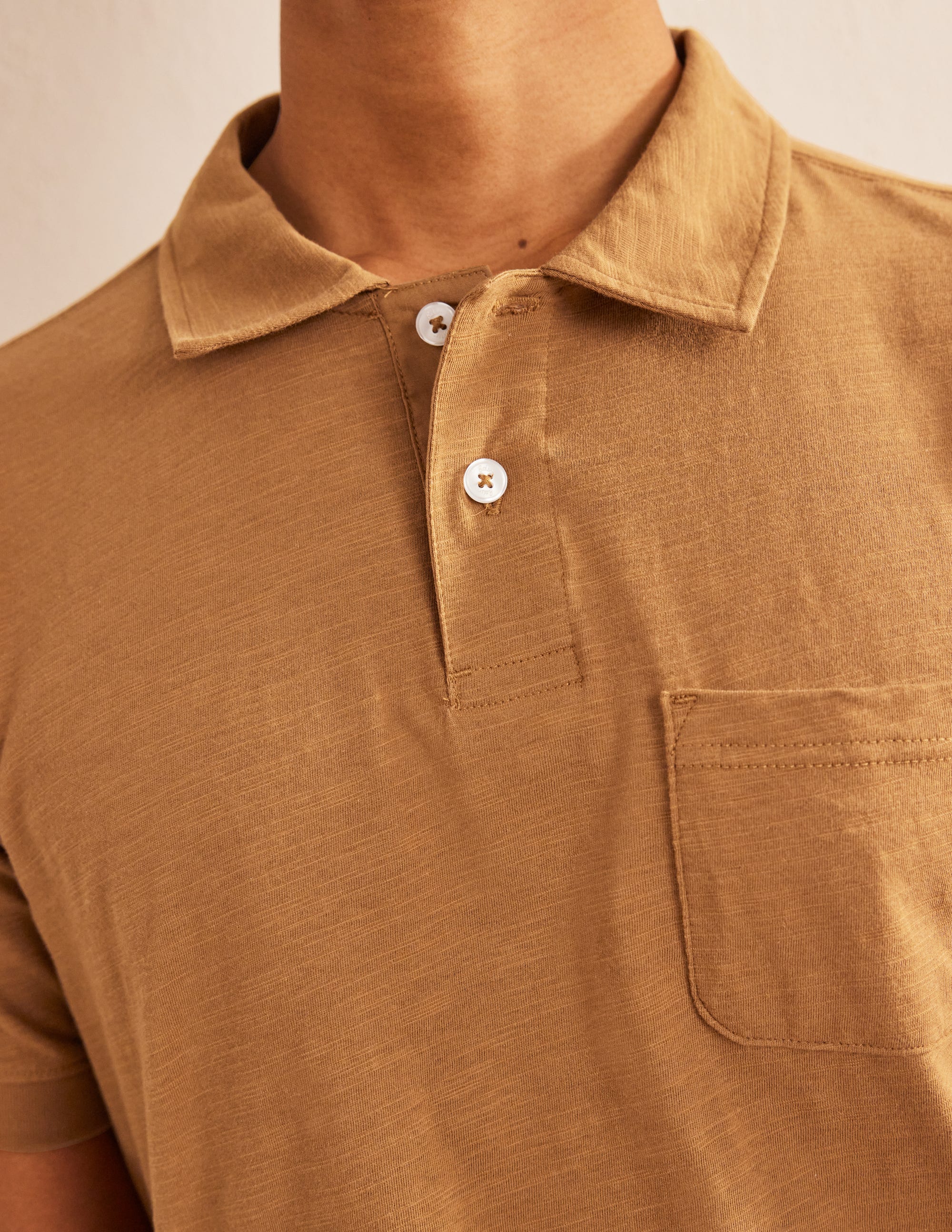Kurzärmliges Poloshirt aus Flammgarn-Jersey-Teddybärbraun - Image 2