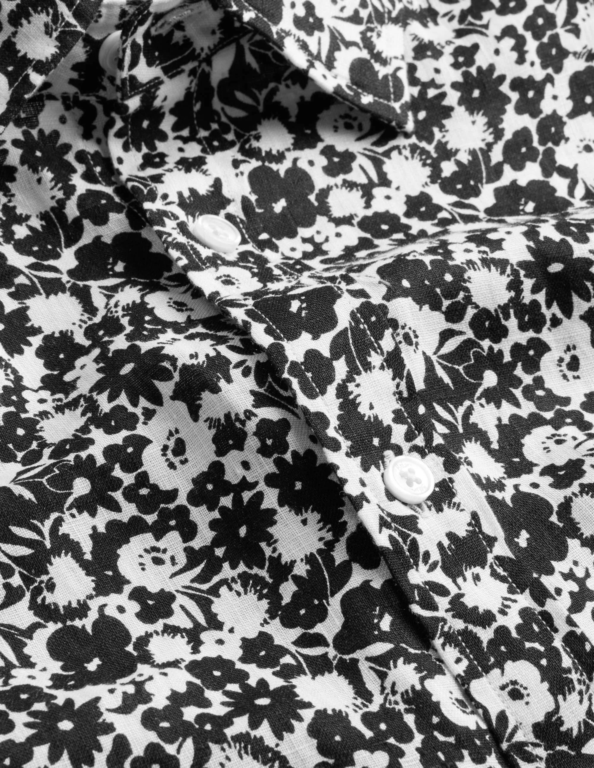 Leinenhemd mit Cutaway-Kragen-Schwarz/Ecru, Blumenmuster - Image 6
