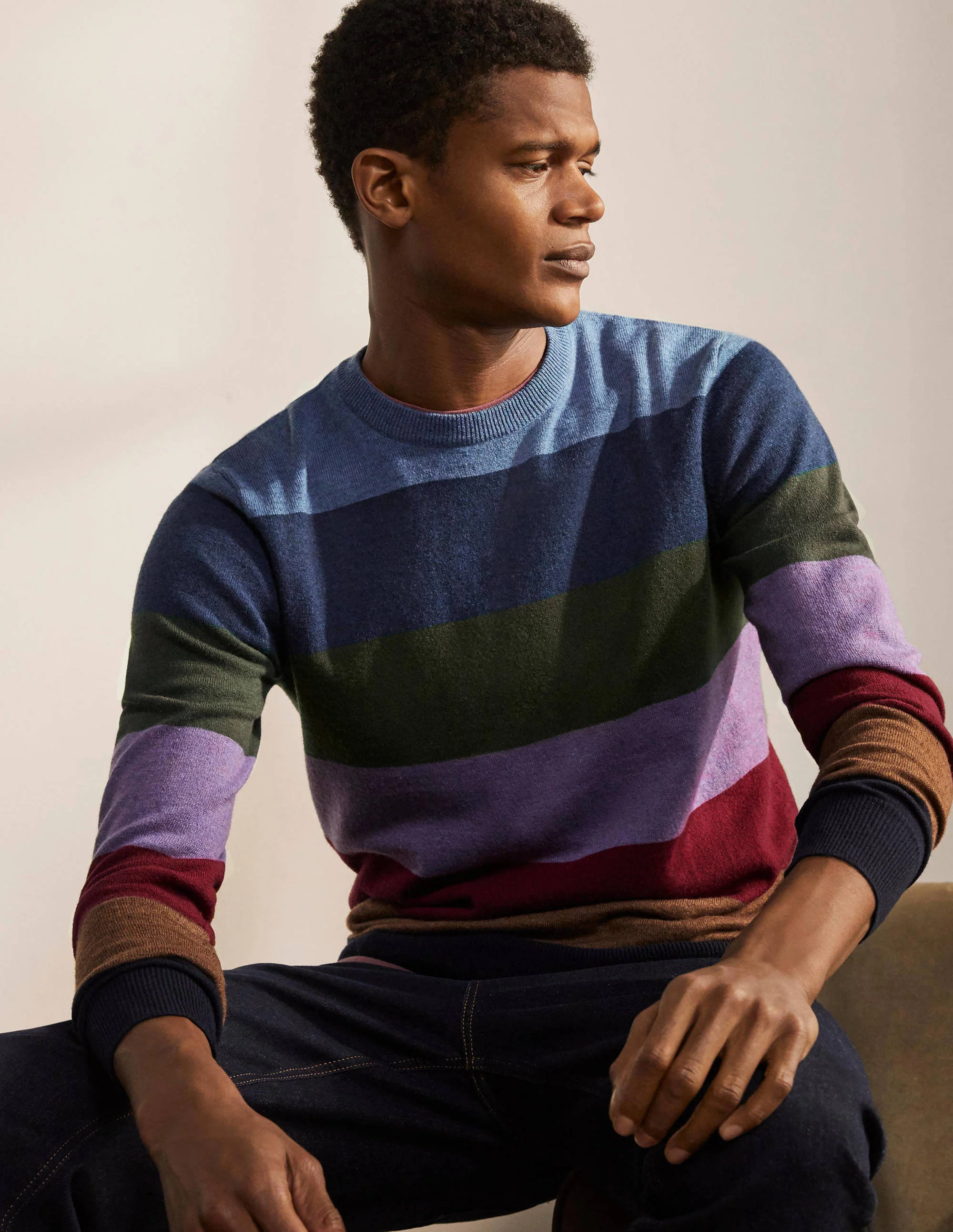 Pullover aus Lammwolle mit Rundhalsausschnitt-Regenbogen, Gestreift