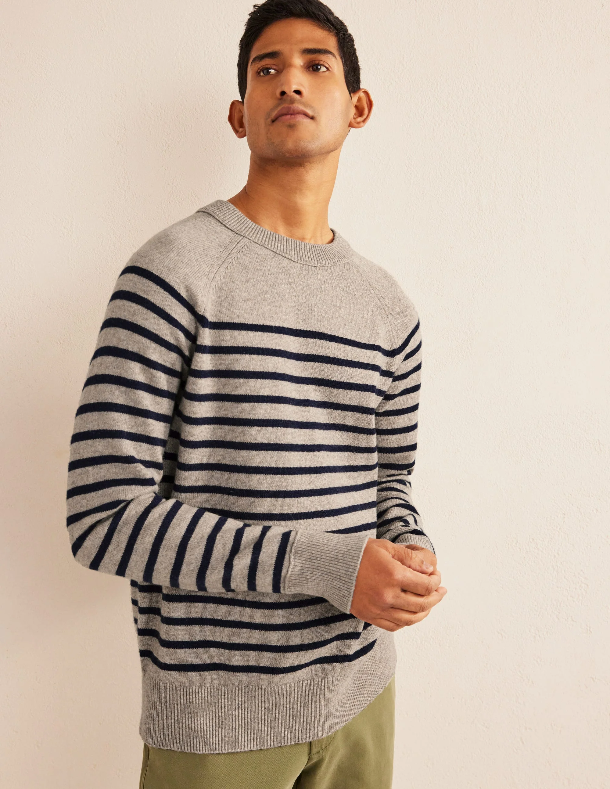 Raglanpullover mit Rundhalsausschnitt-Hellbeige/Navy, Gestreift - Image 4