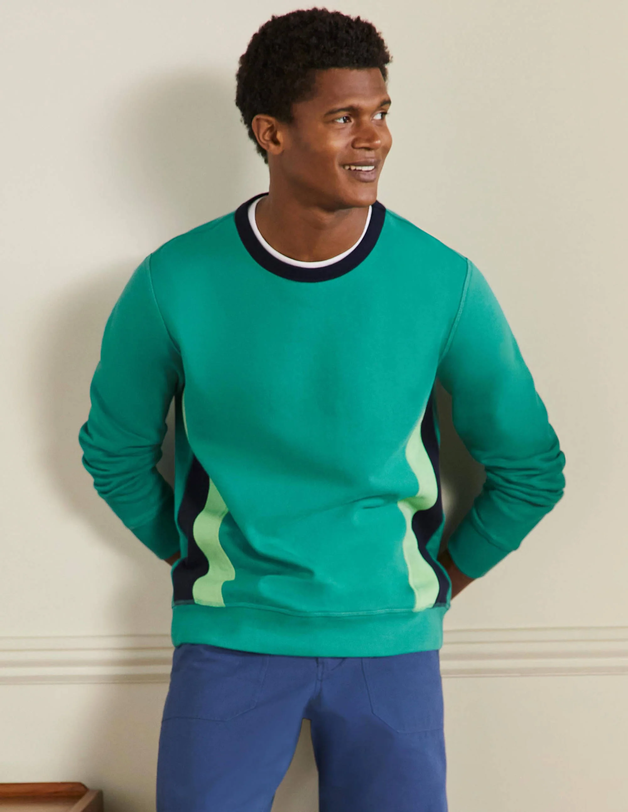 Sweatshirt mit Seitenstreifen-Sardiniengrün/Navy, Gestreift - Image 4