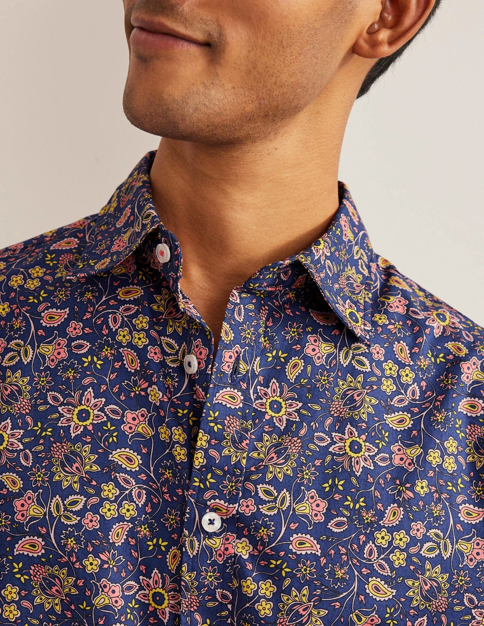 Twill-Hemd mit Cutaway-Kragen-Pfirsichrosa, Florales Paisleymuster - Image 2