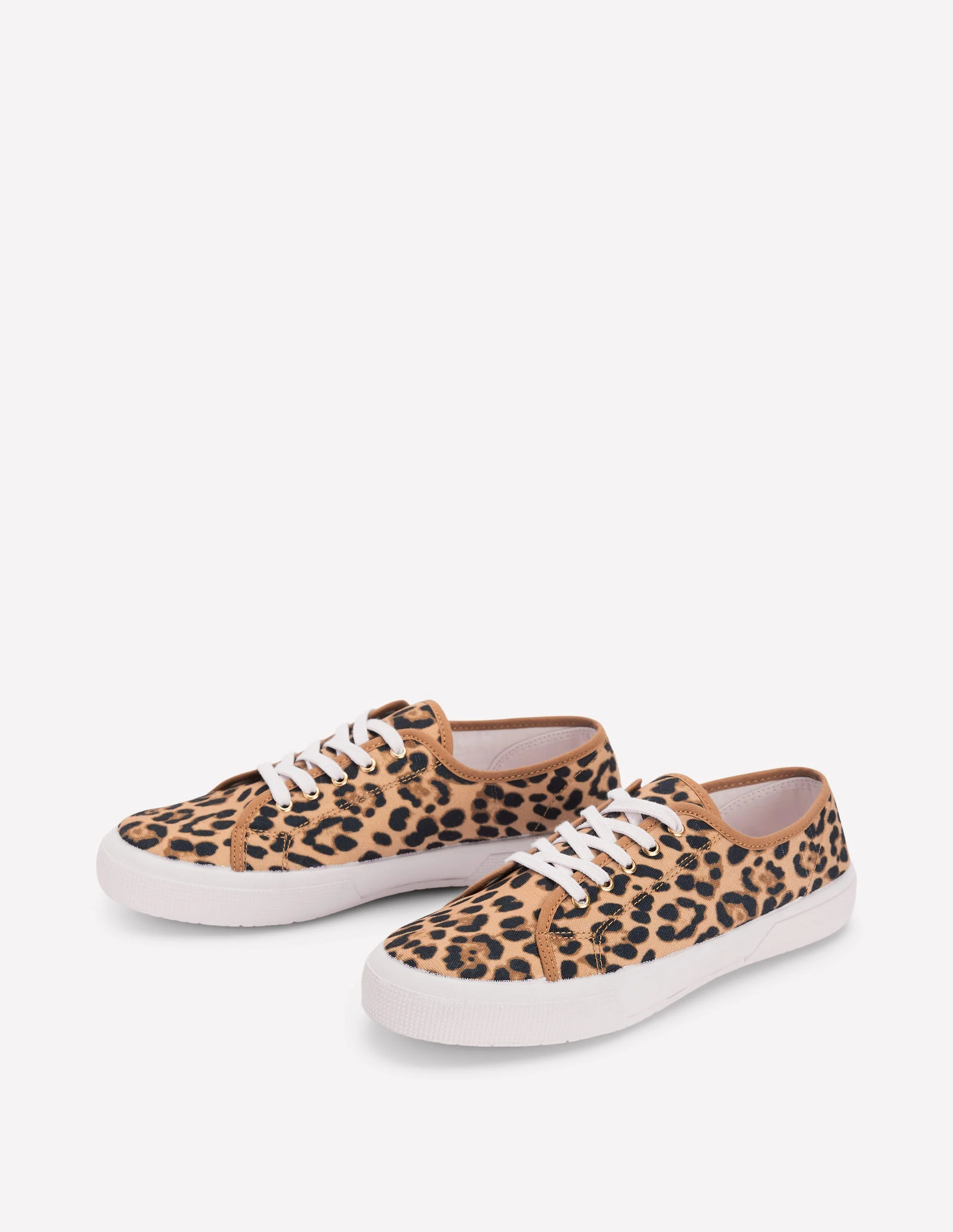 Turnschuhe mit Schnürung in Kontrastfarben-Mohair, Leopardenmuster - Image 3